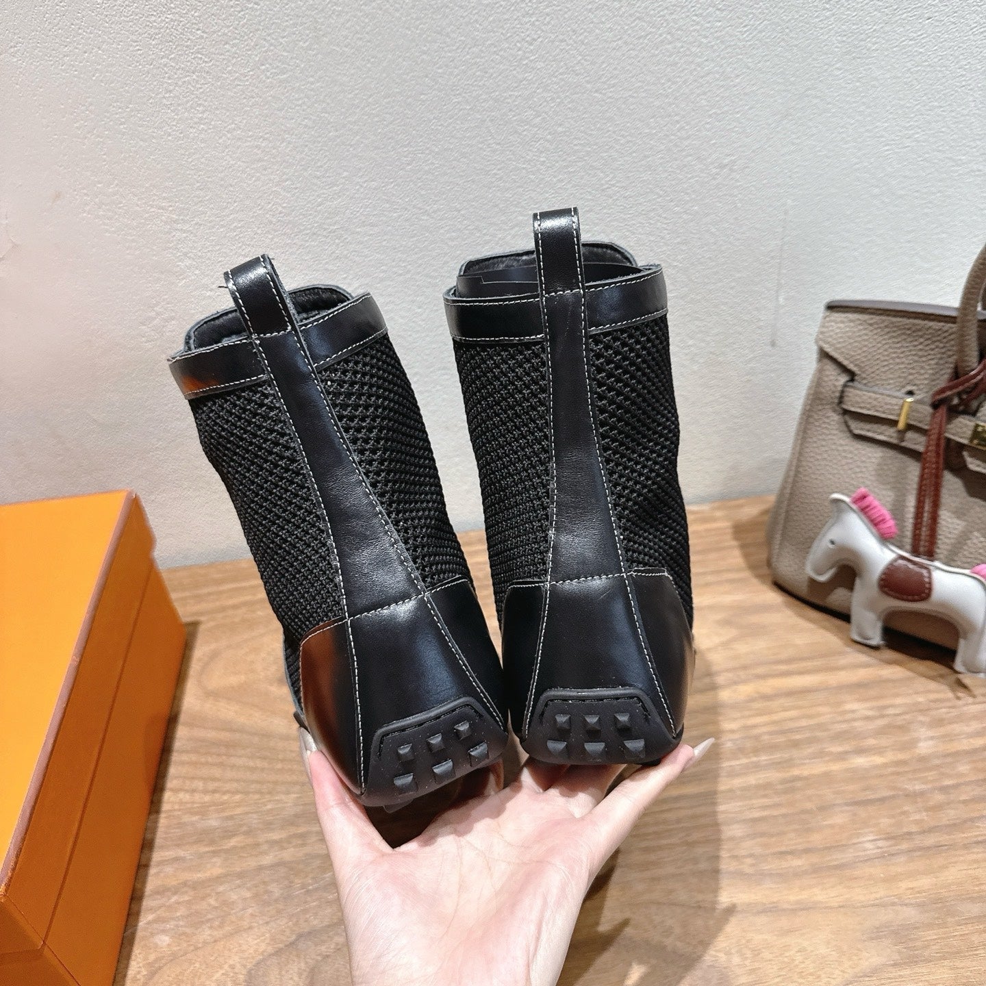 HM 25 Kiatsu Sneaker Black Mesh Calfskin 329536