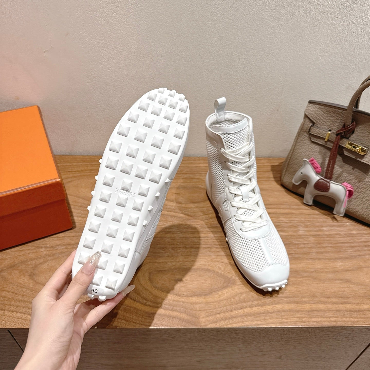 HM 25 Kiatsu Sneaker White Mesh Calfskin 329537