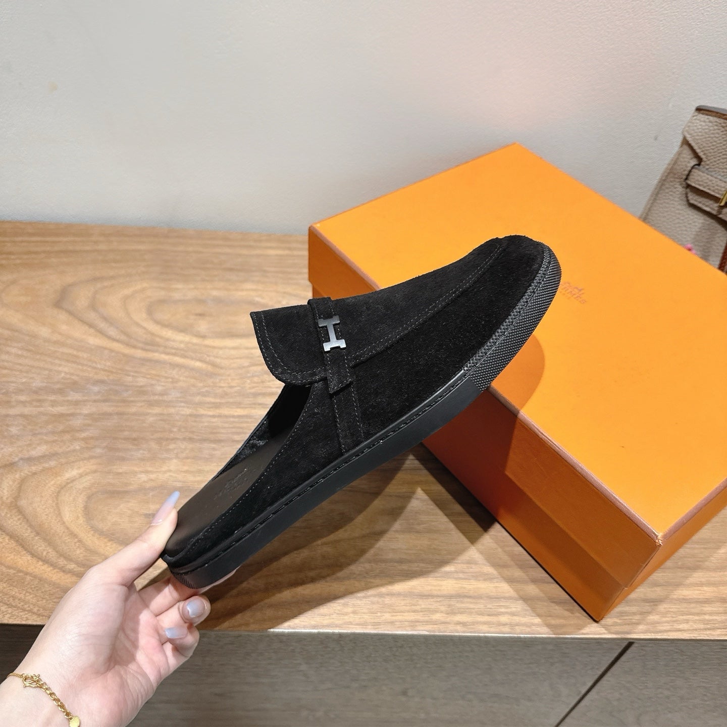 HM Men's 25 Likely Mule Black Suede 691645