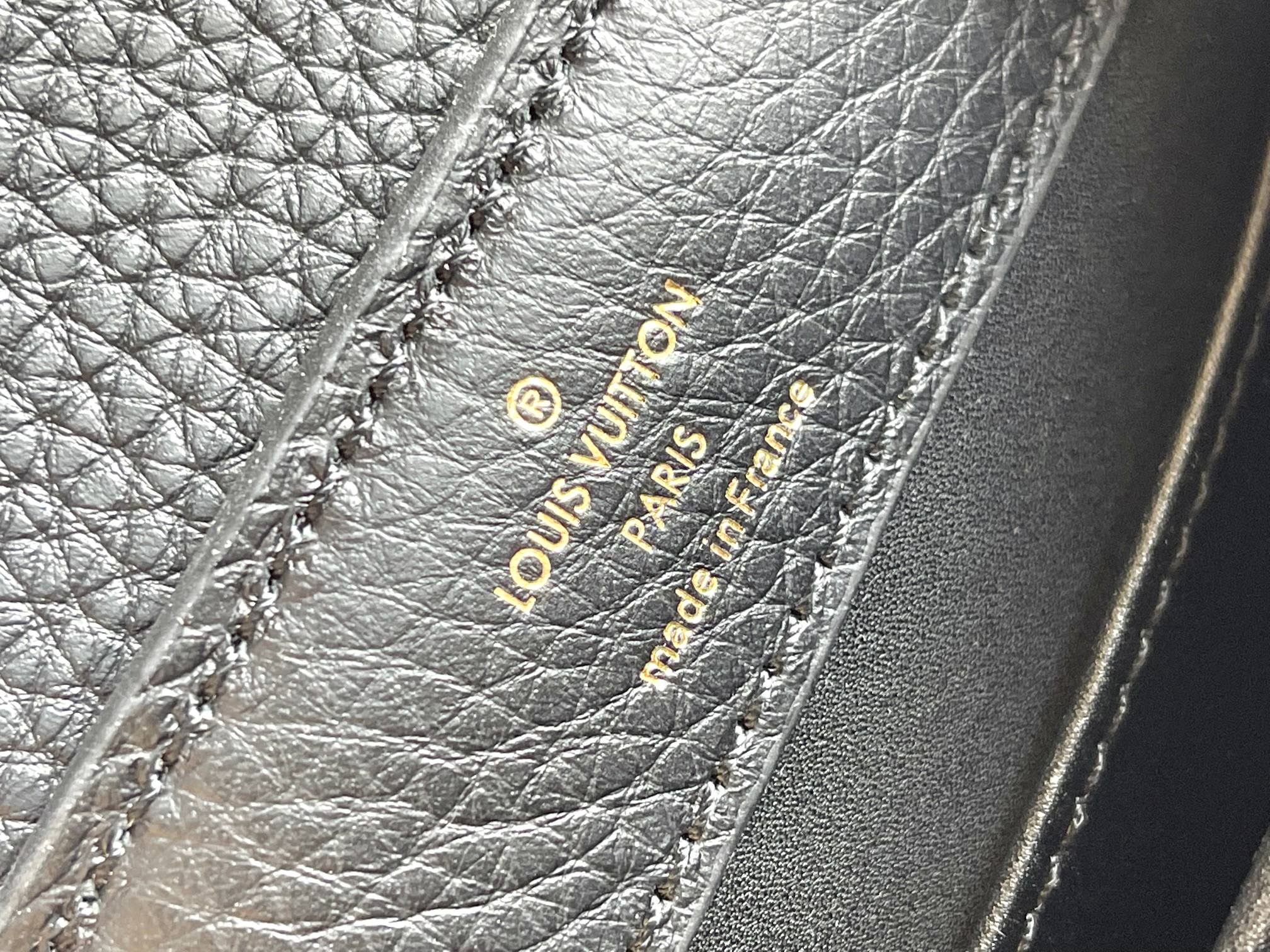 CAPUCINES MINI 21 BLACK TAURILLON GOLD HARDWARE