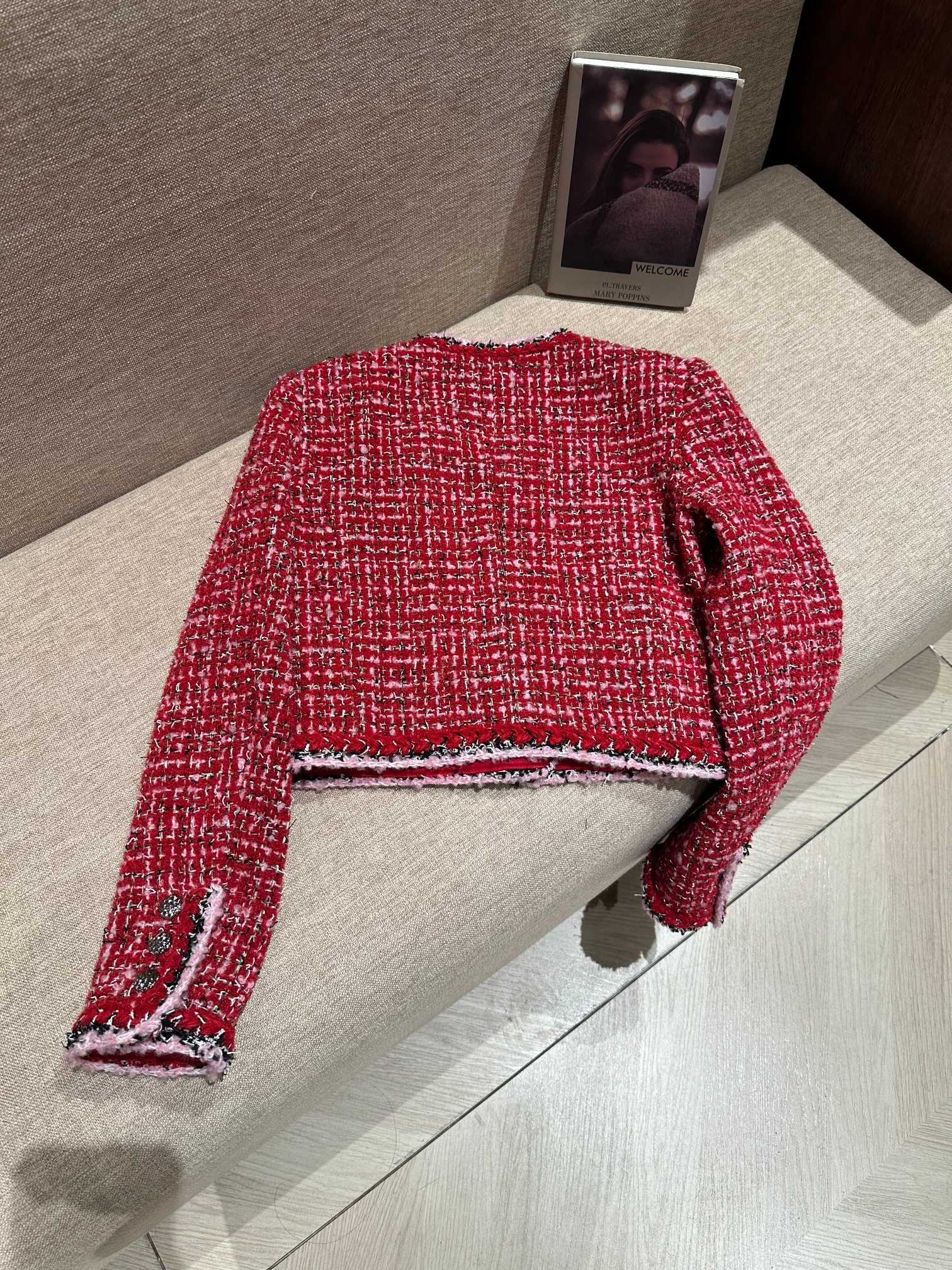 Chanel 25 Jacket With Lapel Brooch Red Wool 321196