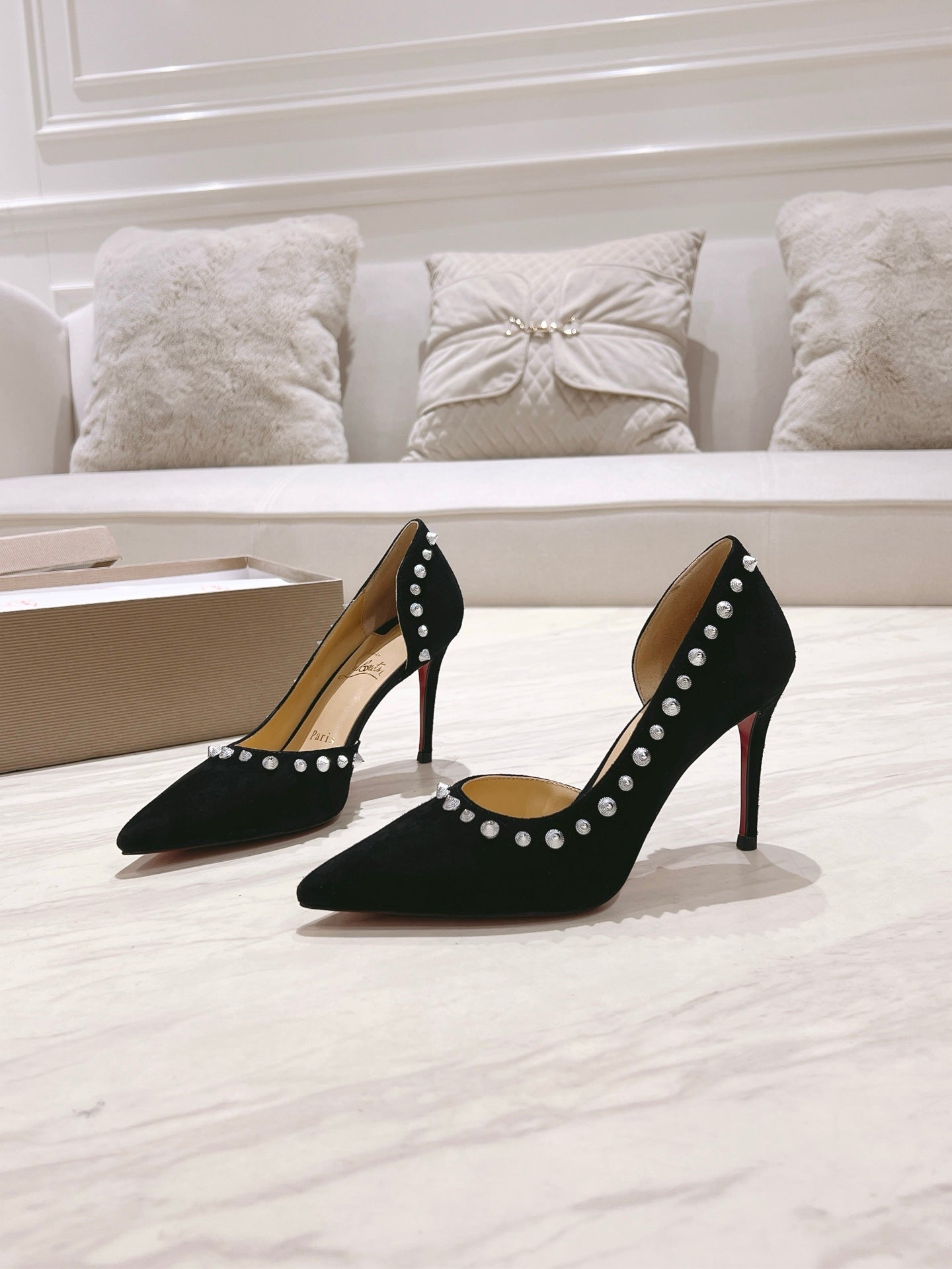 CL 25 Iriza Pumps 8.5cm Black Suede 314901