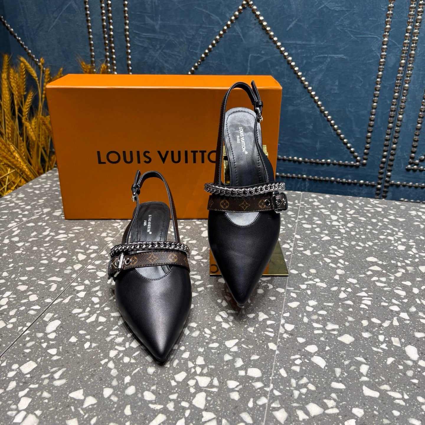 LV 26ss Slingback 45 Black Cowhide 628435