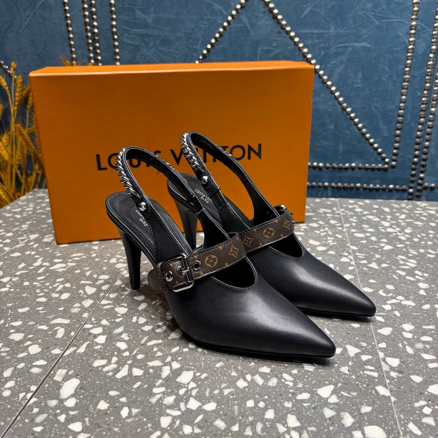 LV 26ss Slingback 75 Black Cowhide 628437