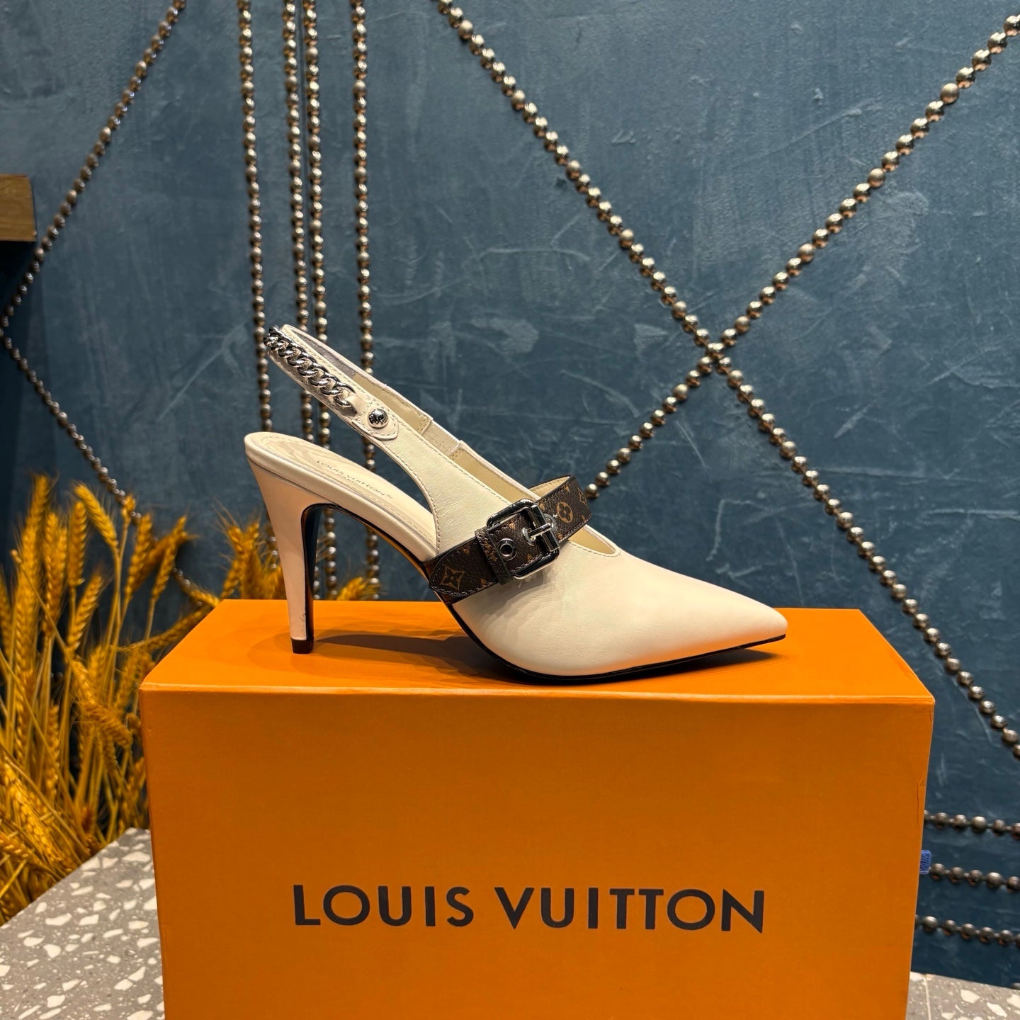 LV 26ss Slingback 75 White Cowhide 628439