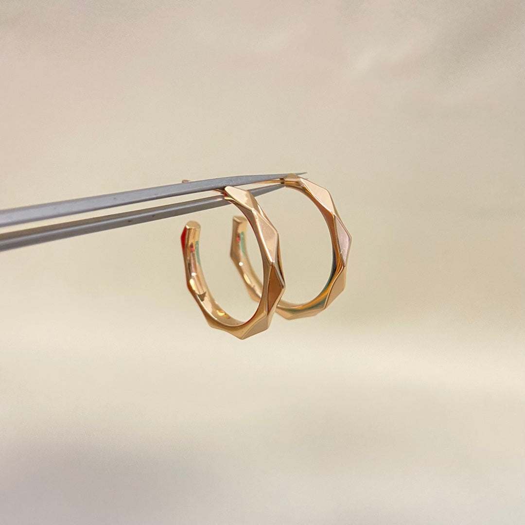 Graff New Polished Diamond-Shaped Earrings