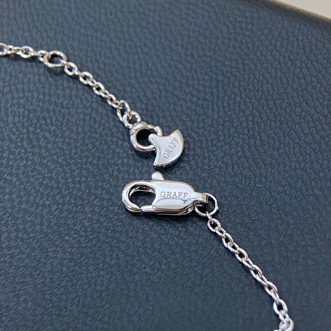 Graff New Mini Three-Flower Sliver Bracelet