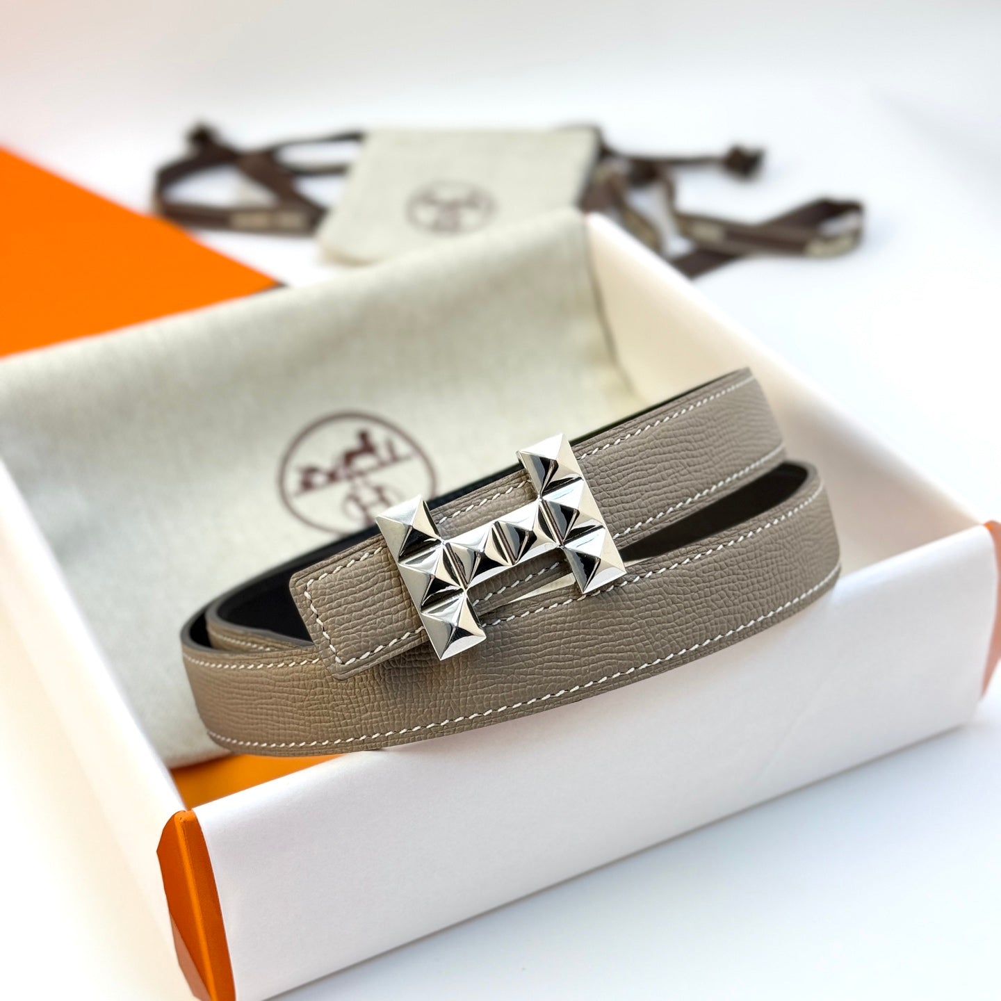 HM Infini Reversible Belt 24mm Gray Epsom Silver Buckle