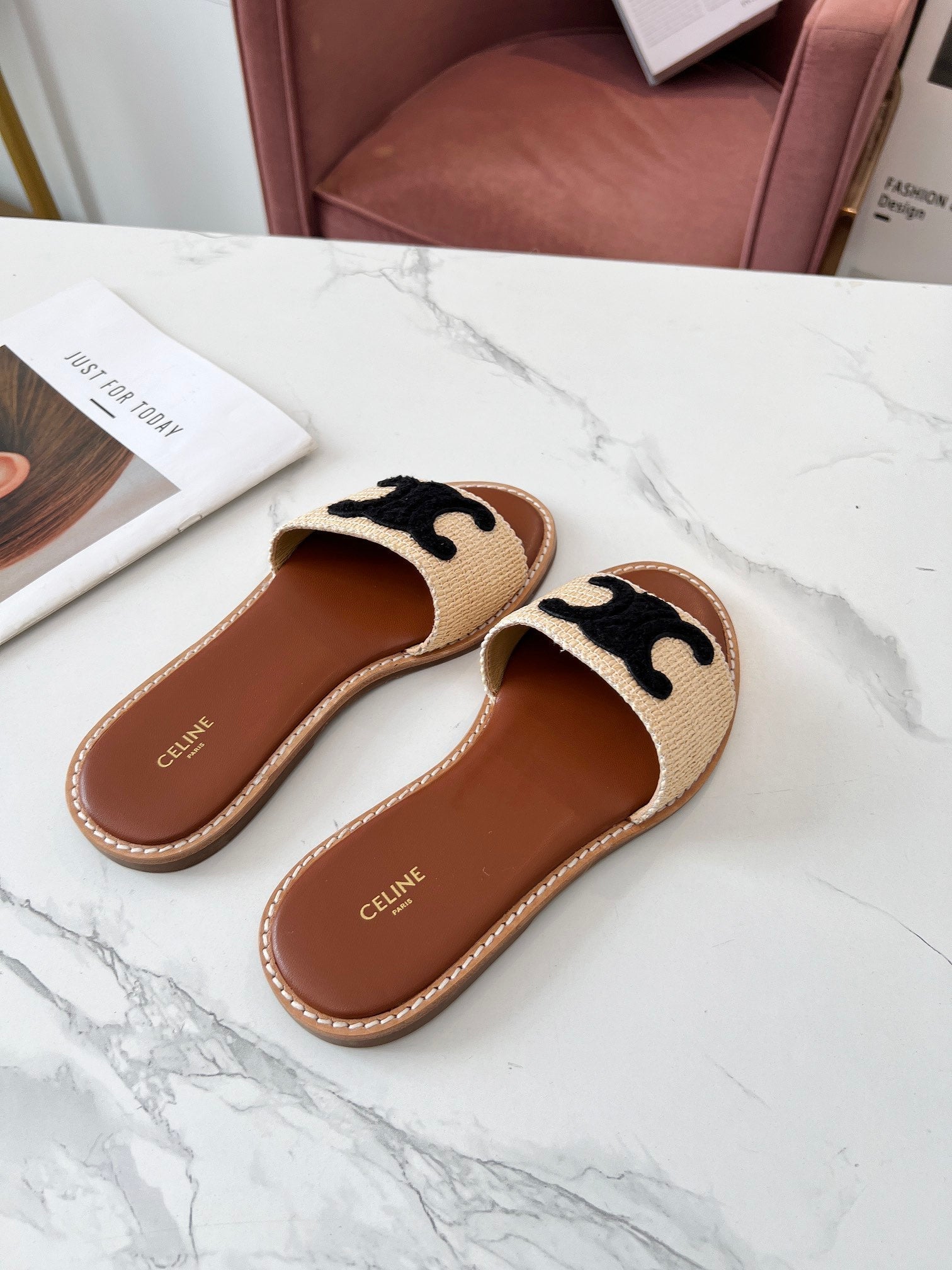 Celine 25C Slippers Beige mix Black Fabric with Calfskin 238156