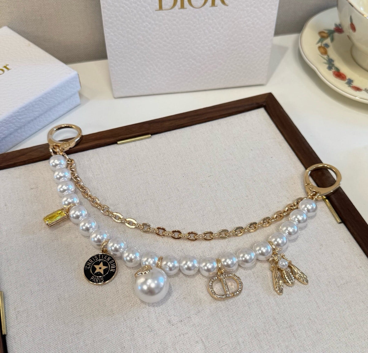 Dior Pearl Chain Charm 537029