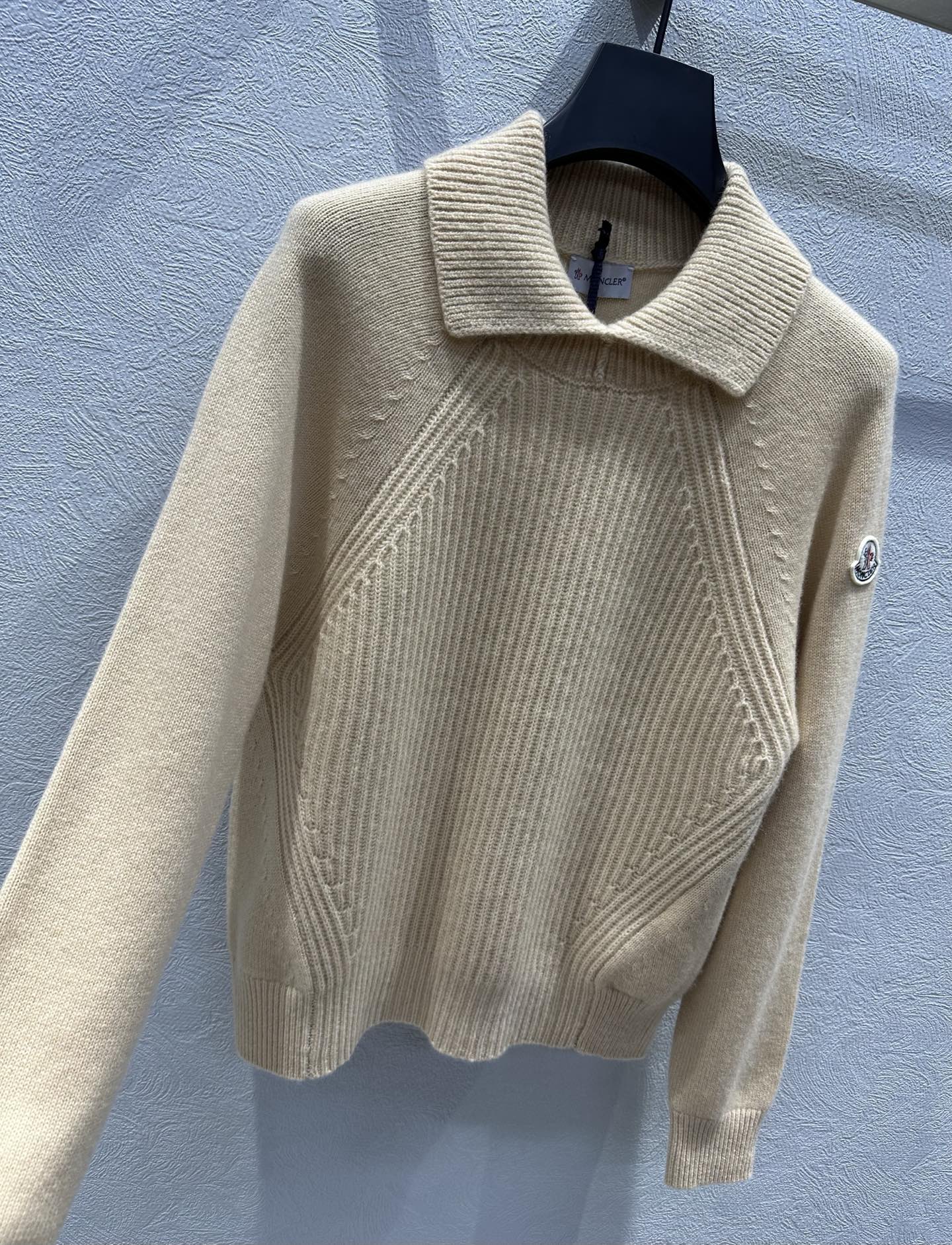 MC 2025 Turtleneck Sweater Beige Cashmere