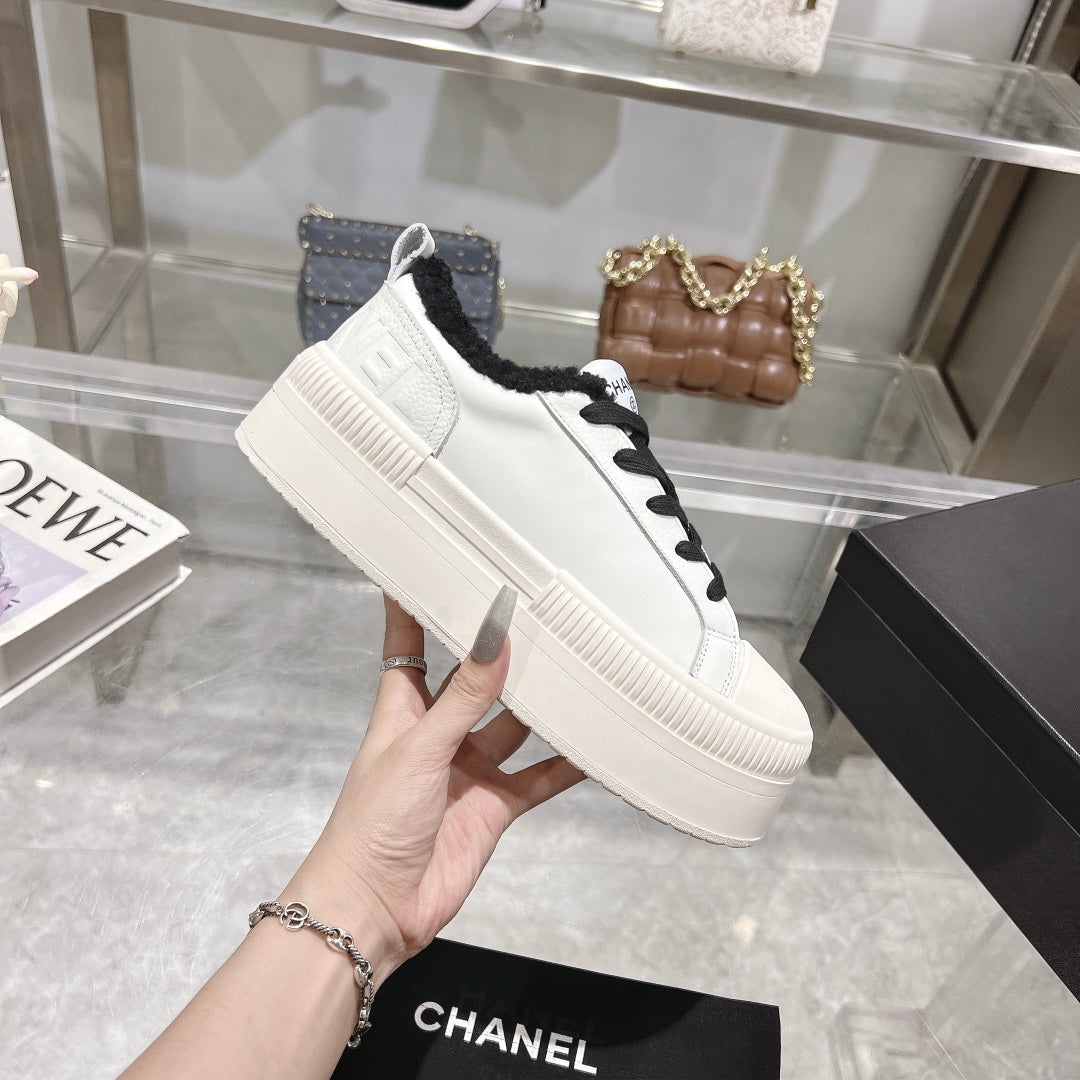 CC Sneaker White Cowhide Black Wool Lining