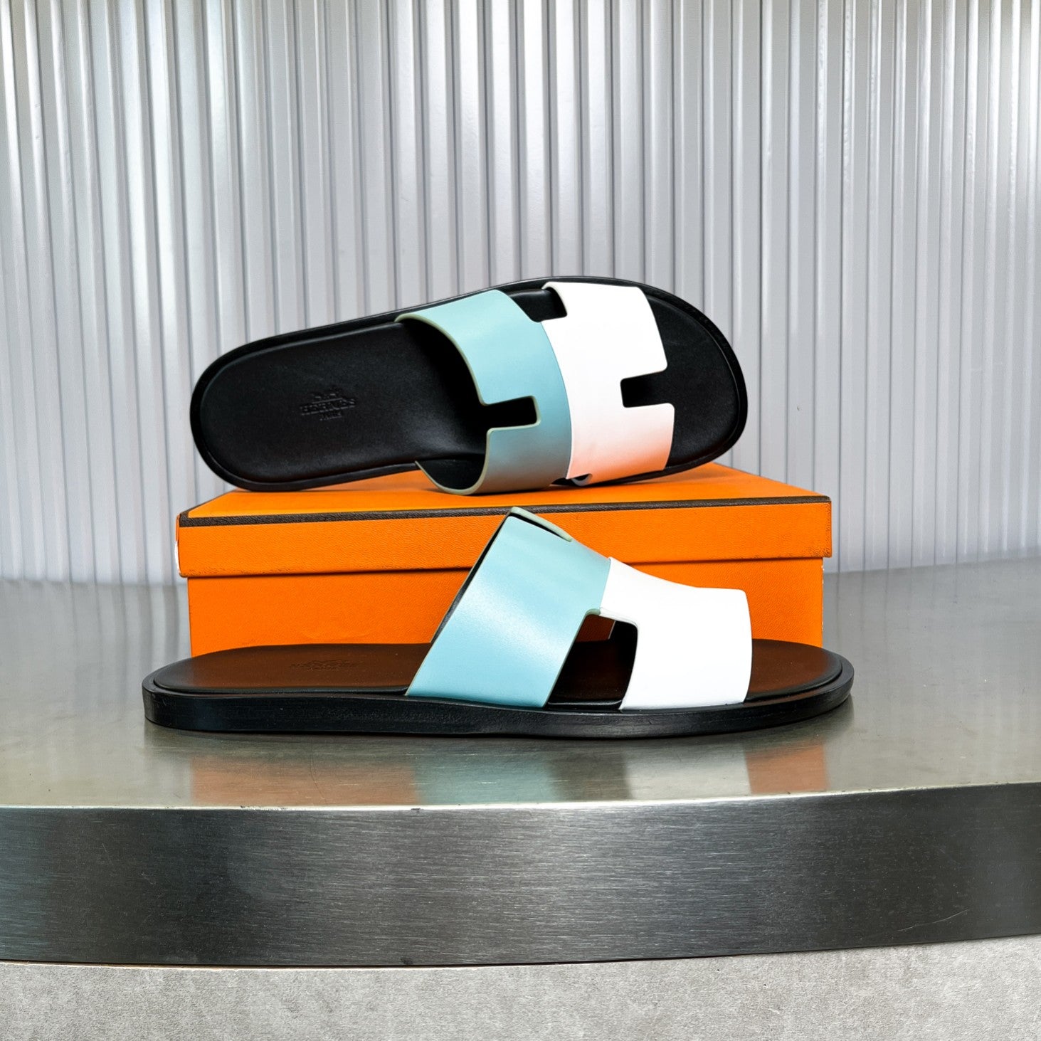 HM Men's Izmir Slide White Mix Blue Cowhide 588512