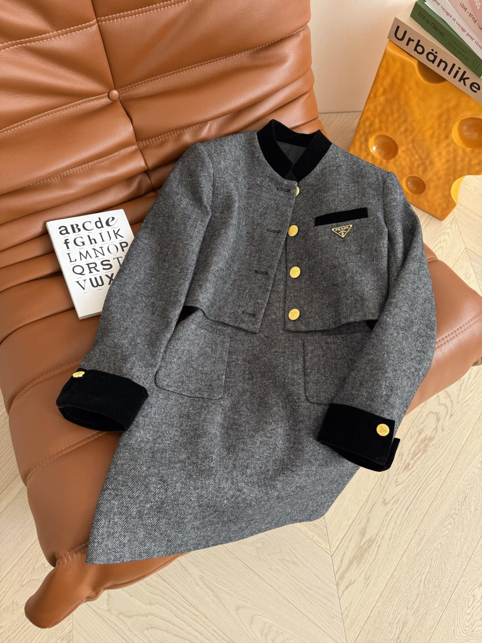 Prada 25 Dress and Jacket Set Gray Wool Polyester