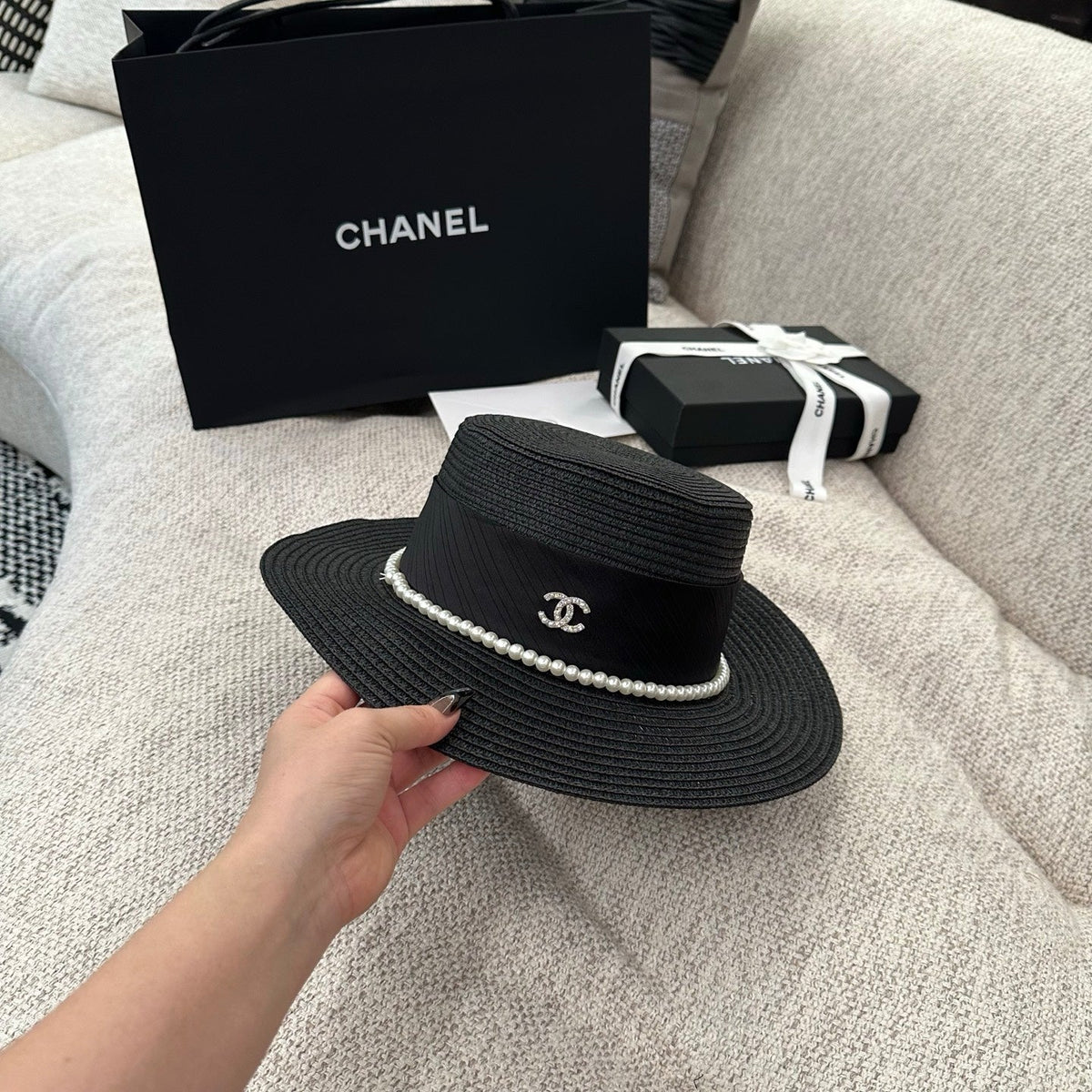Chanel Pearl Straw Hat 214515
