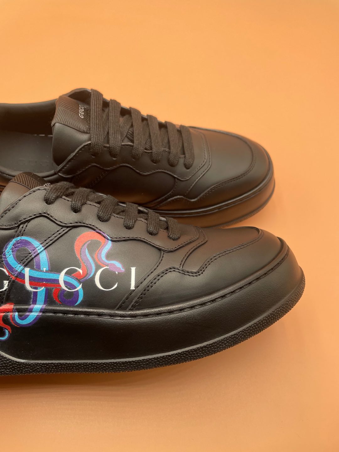 GG Men's Sneaker Black Cowhide 523544