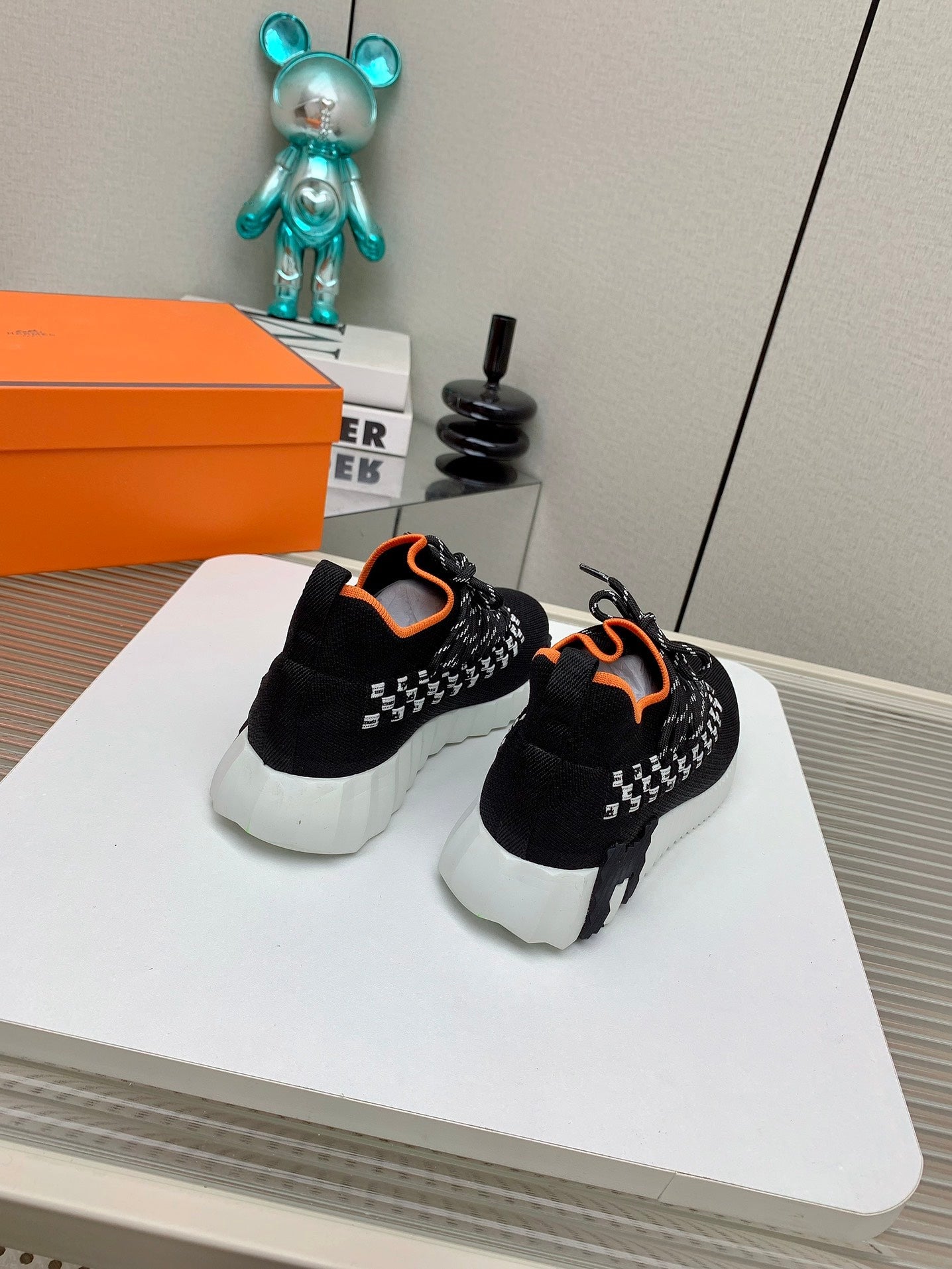 HM Flex slip-on sneaker In Black Woven Fabric 106318