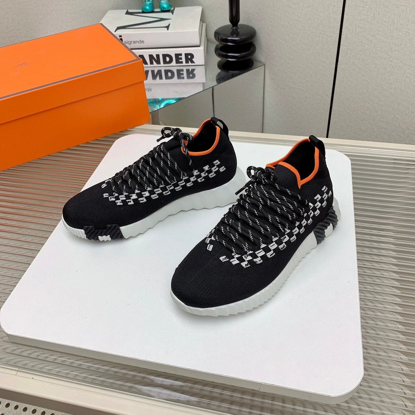 HM Flex slip-on sneaker In Black Woven Fabric 106318