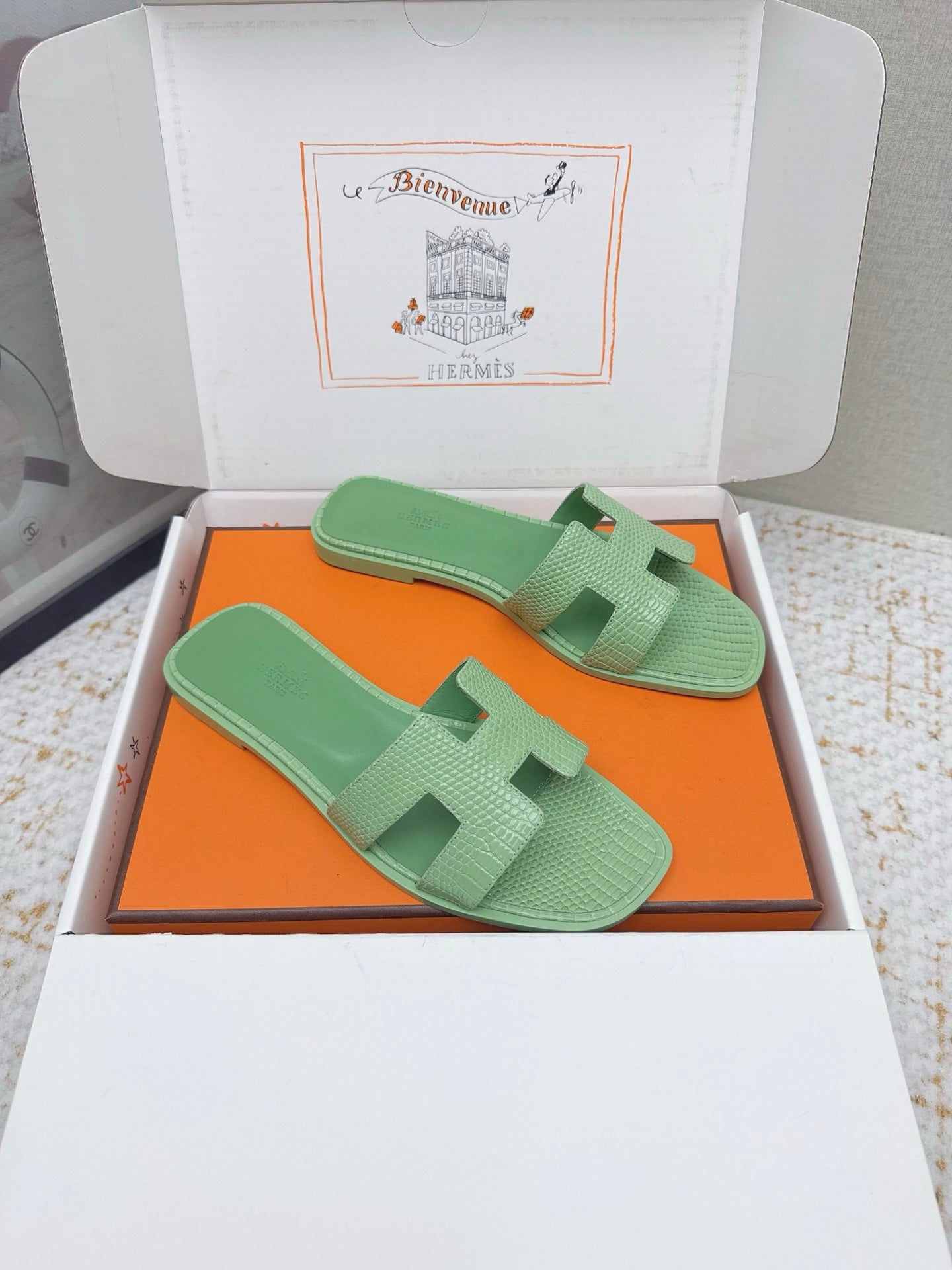 HM 26ss Oran Sandals Green Cowhide 625048