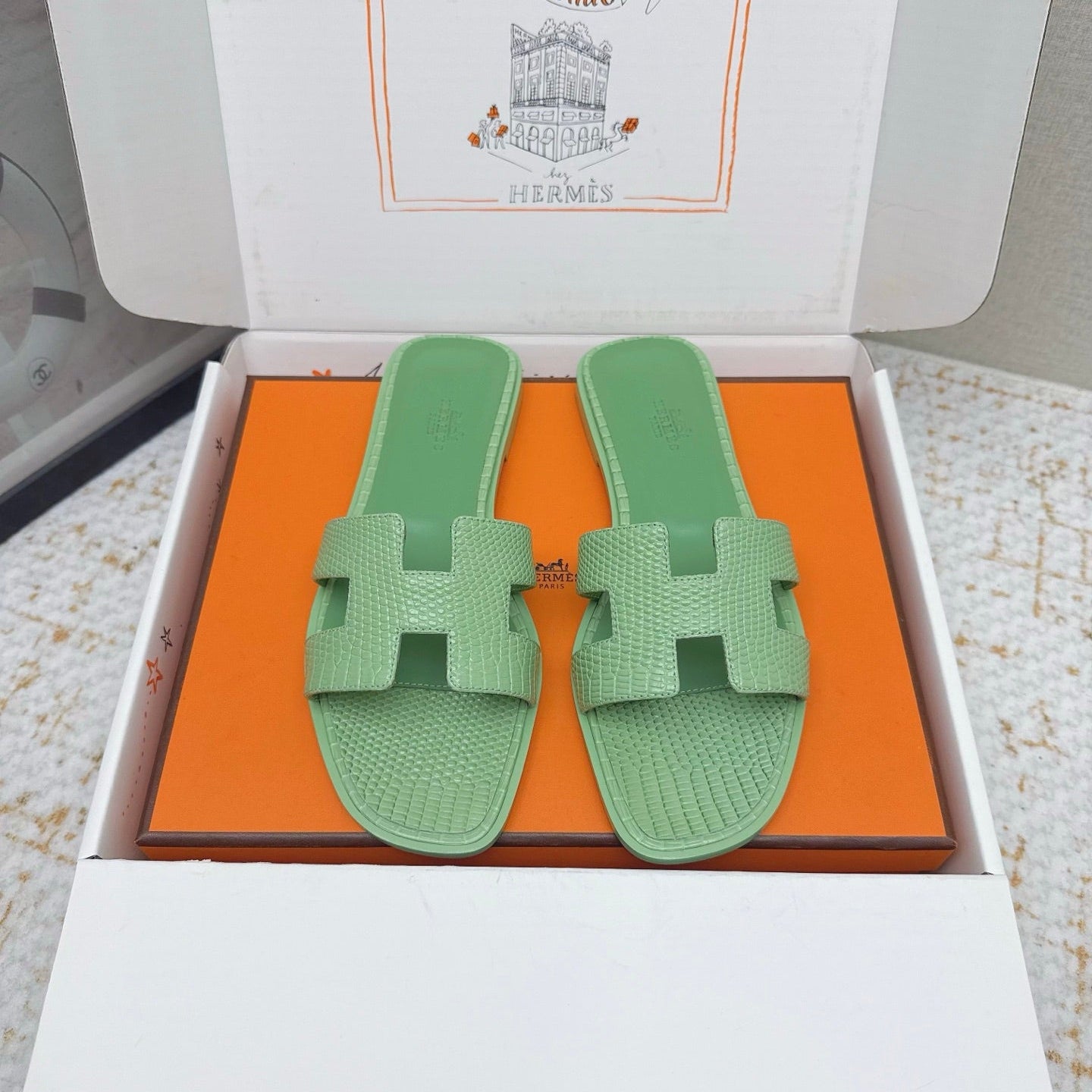 HM 26ss Oran Sandals Green Cowhide 625048