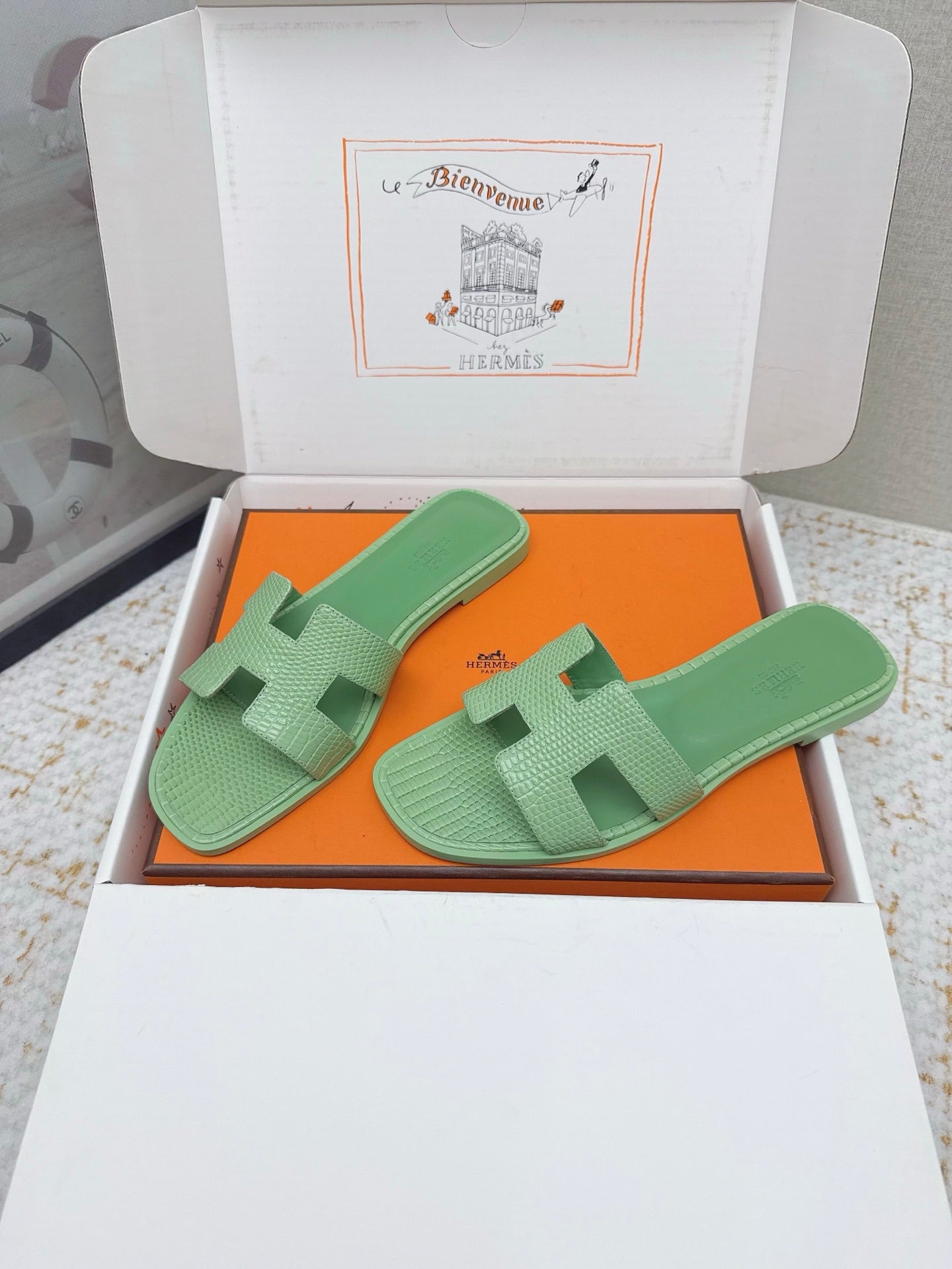 HM 26ss Oran Sandals Green Cowhide 625048