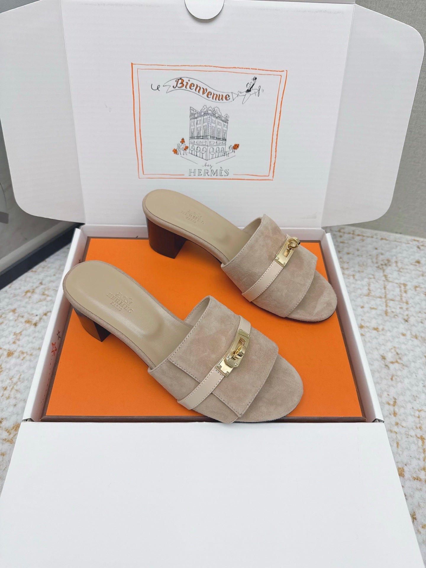 HM 26ss Oasis Sandals 50 Beige Suede Cowhide 625148