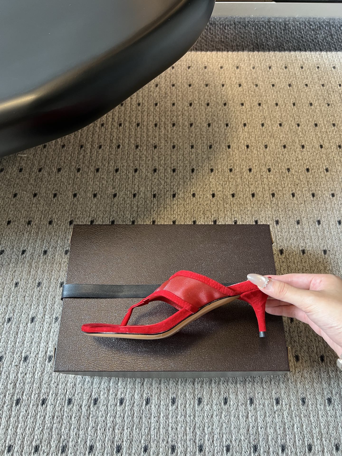 Alaia 2026 Flip-Flops Mid-Heel Sandals 55 Mesh Sheepskin 803353