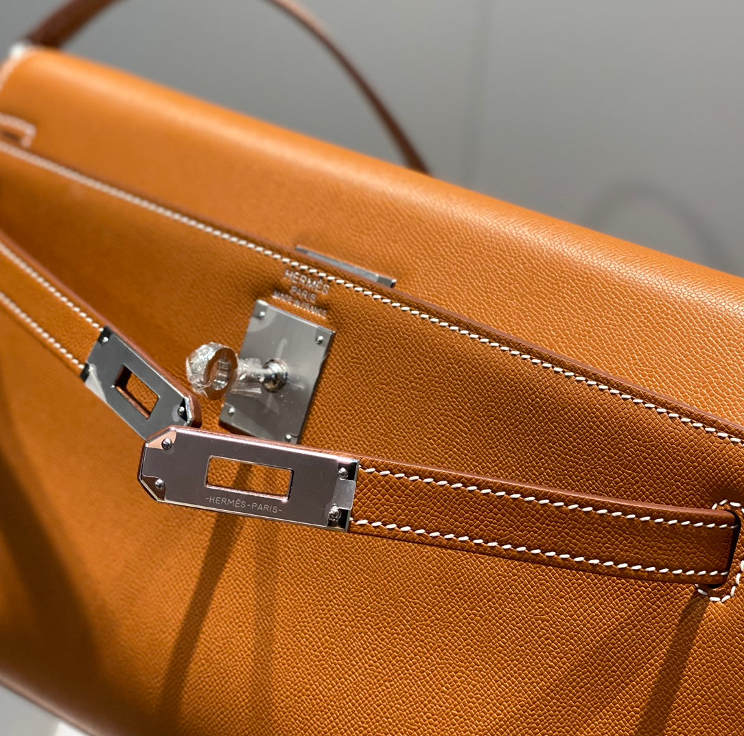 HM Kelly Elan 27cm Leather Shw