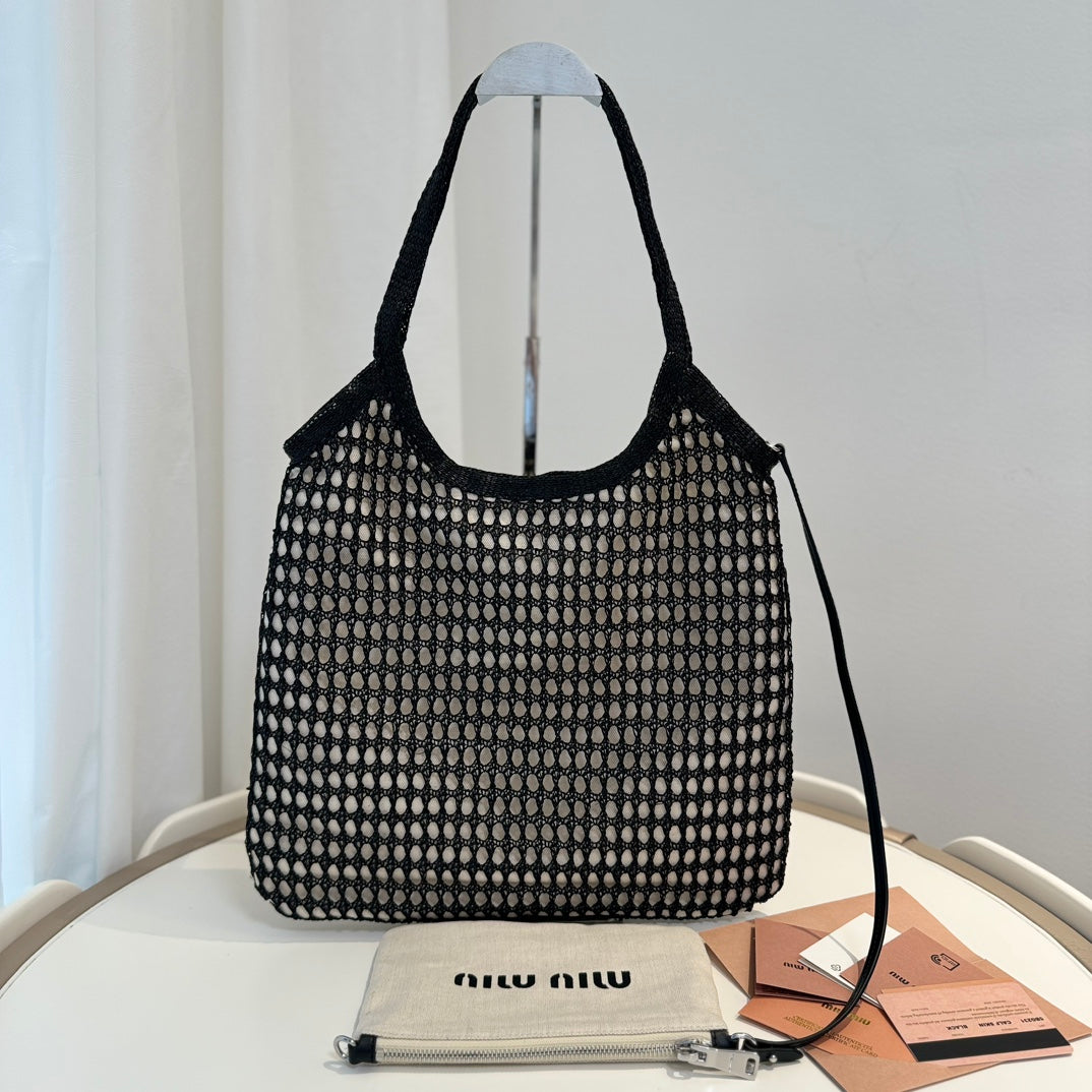 Miu' beach tote bag black canvas