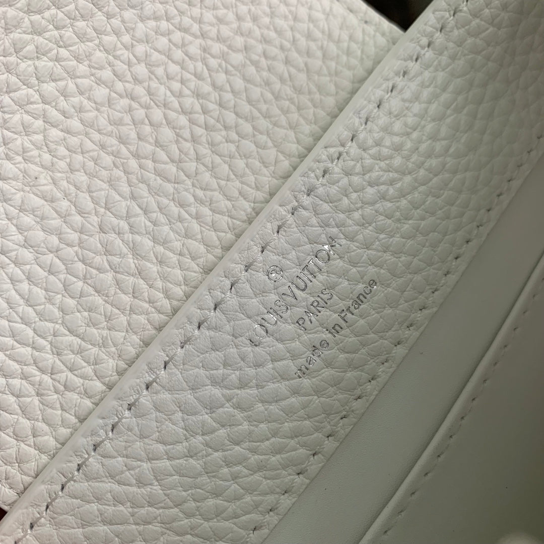 CAPUCINES MINI 21 WHITE TAURILLON SILVER HARDWARE