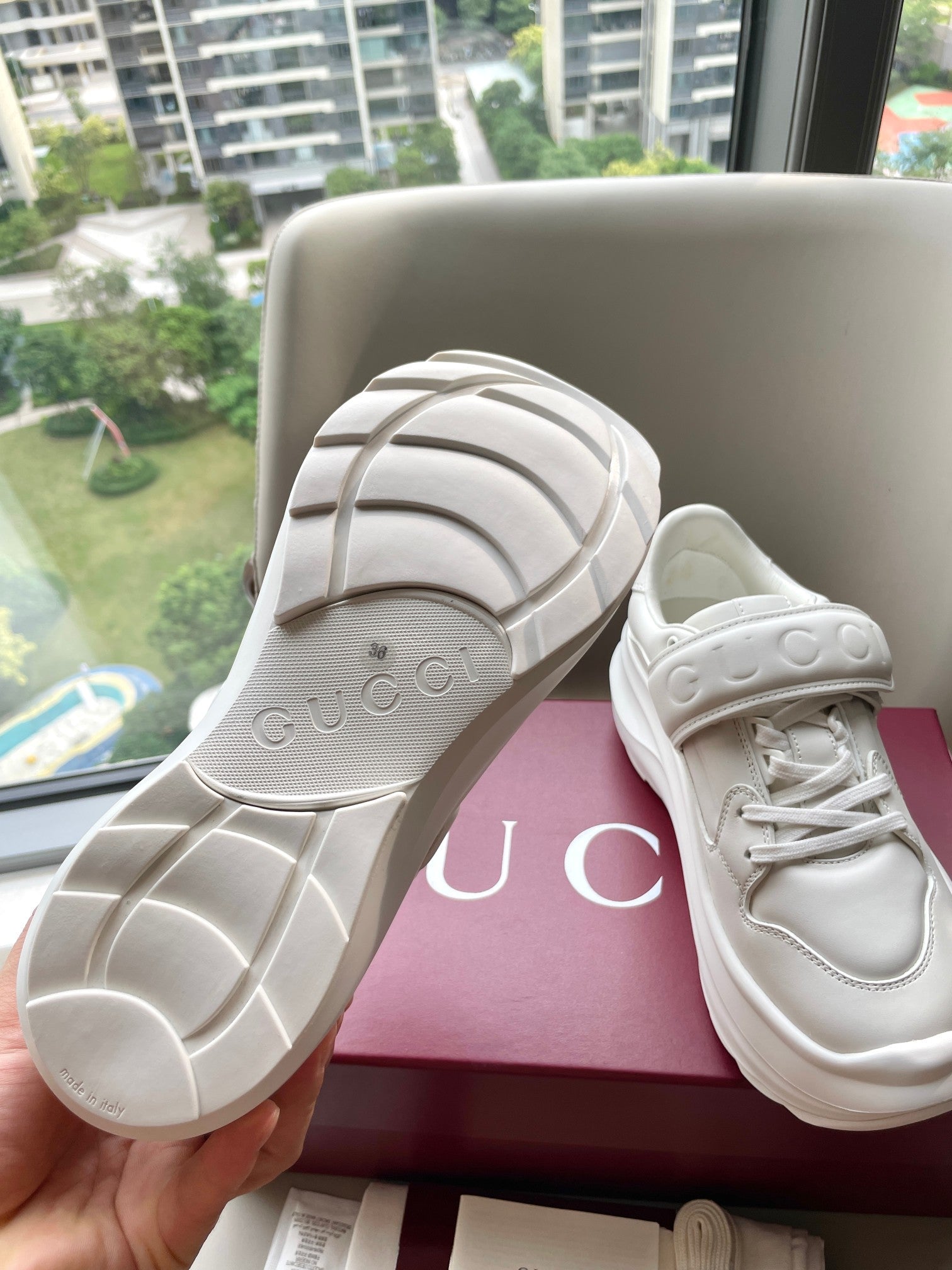 GG 26 Platform Sneaker White Black Sheepskin 632851