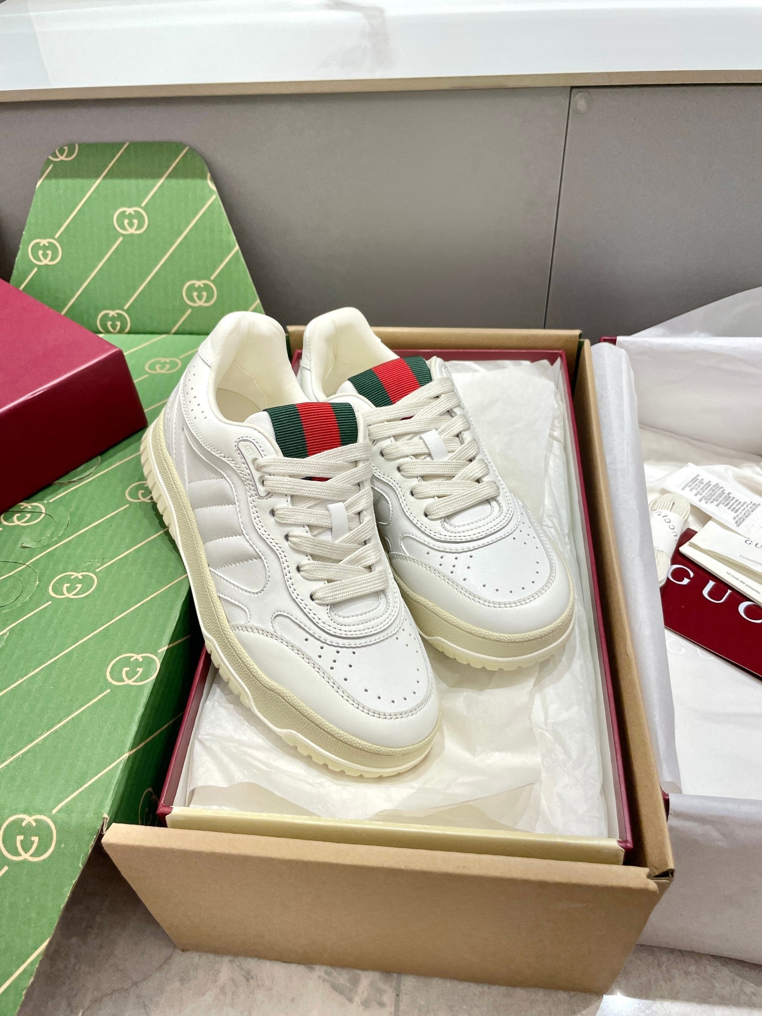 GG 26 Sneaker White Cowhide 632874