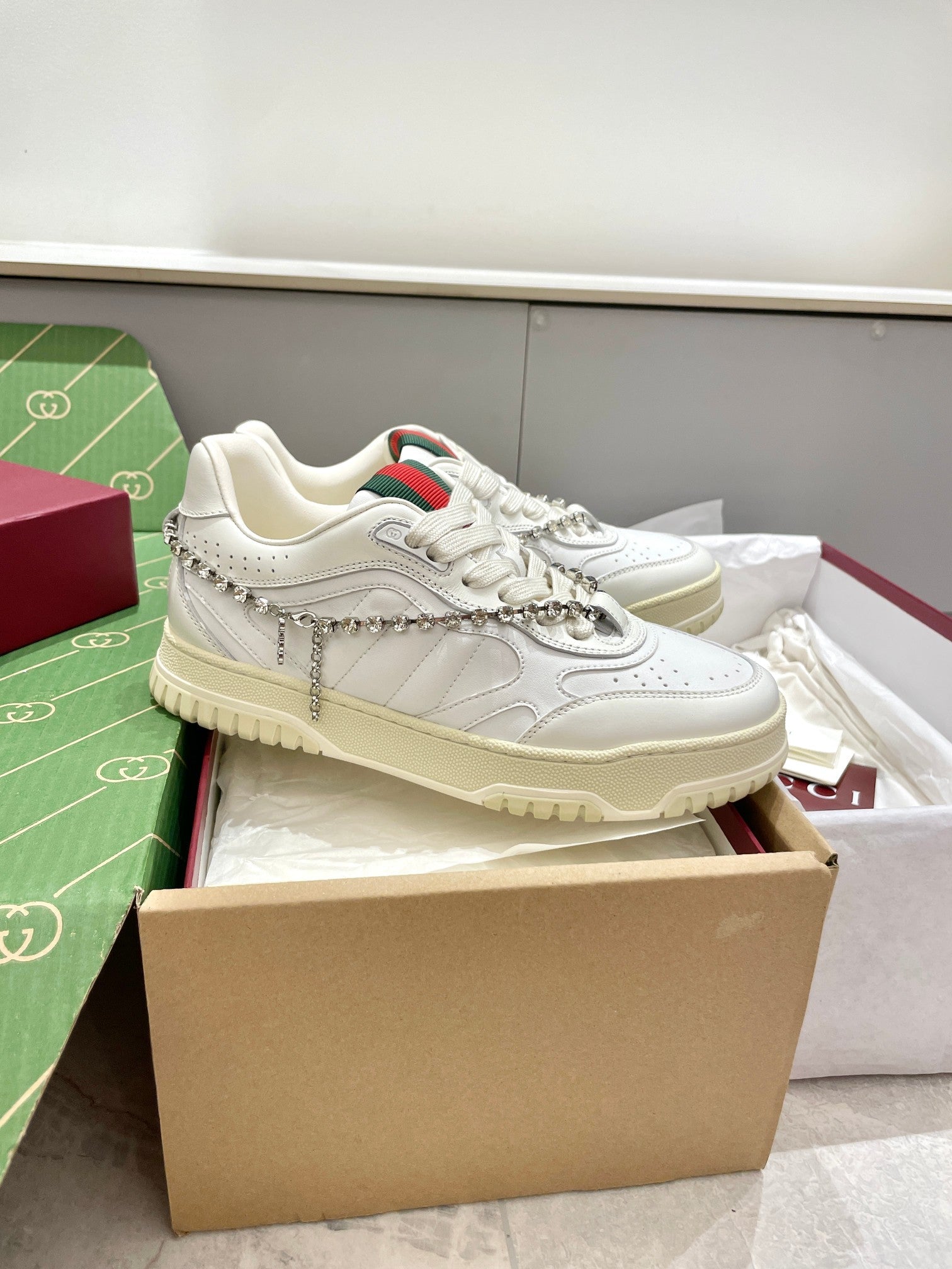 GG 26 Sneaker White Cowhide Chain With Rhinestones 632873