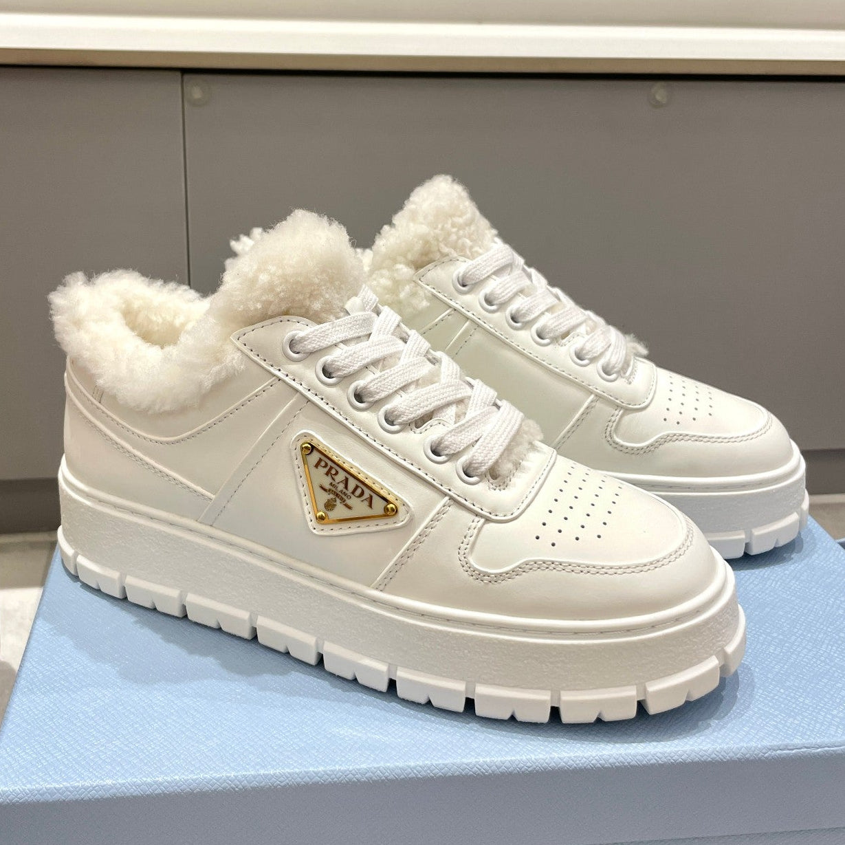 Pra 2025 Sneaker White Calfskin Wool 555234