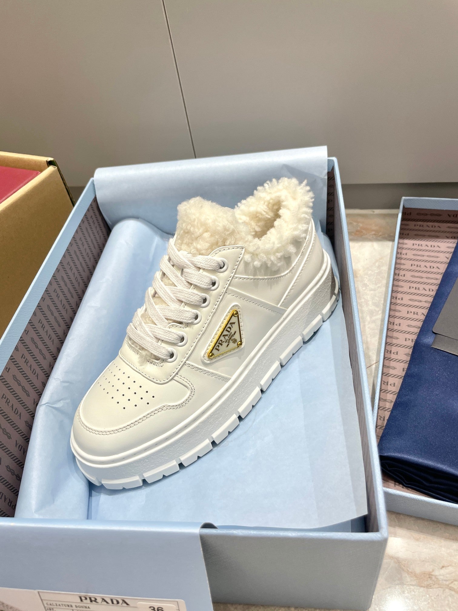 Pra 2025 Sneaker White Calfskin Wool 555234