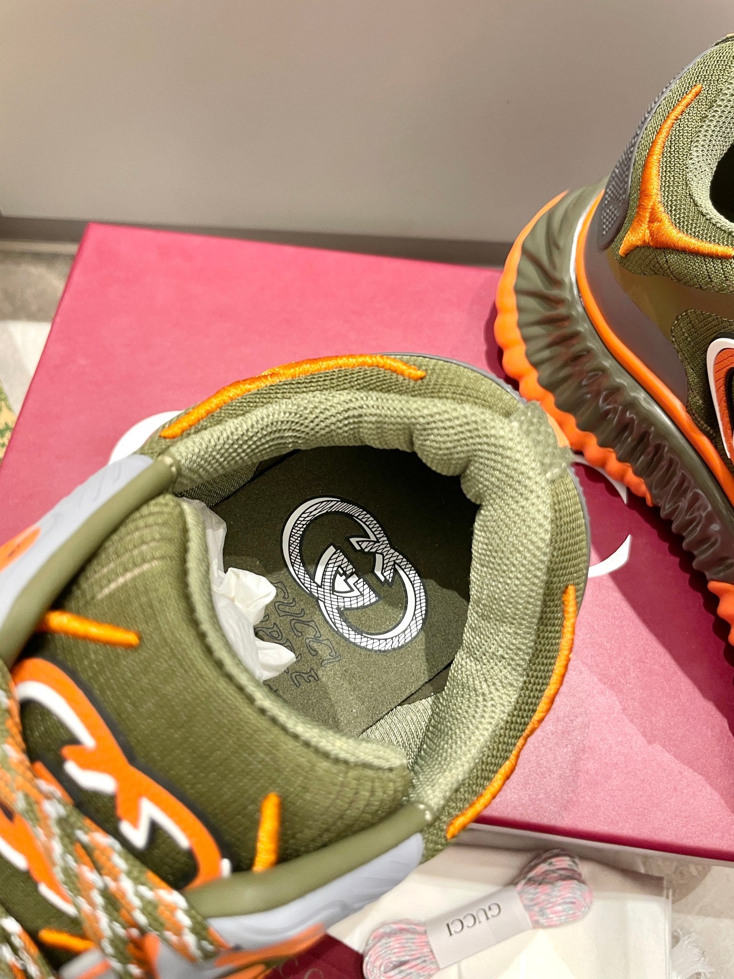 GG 26 Casual Sneakers Olive Green Orange Mesh Fabric 632855