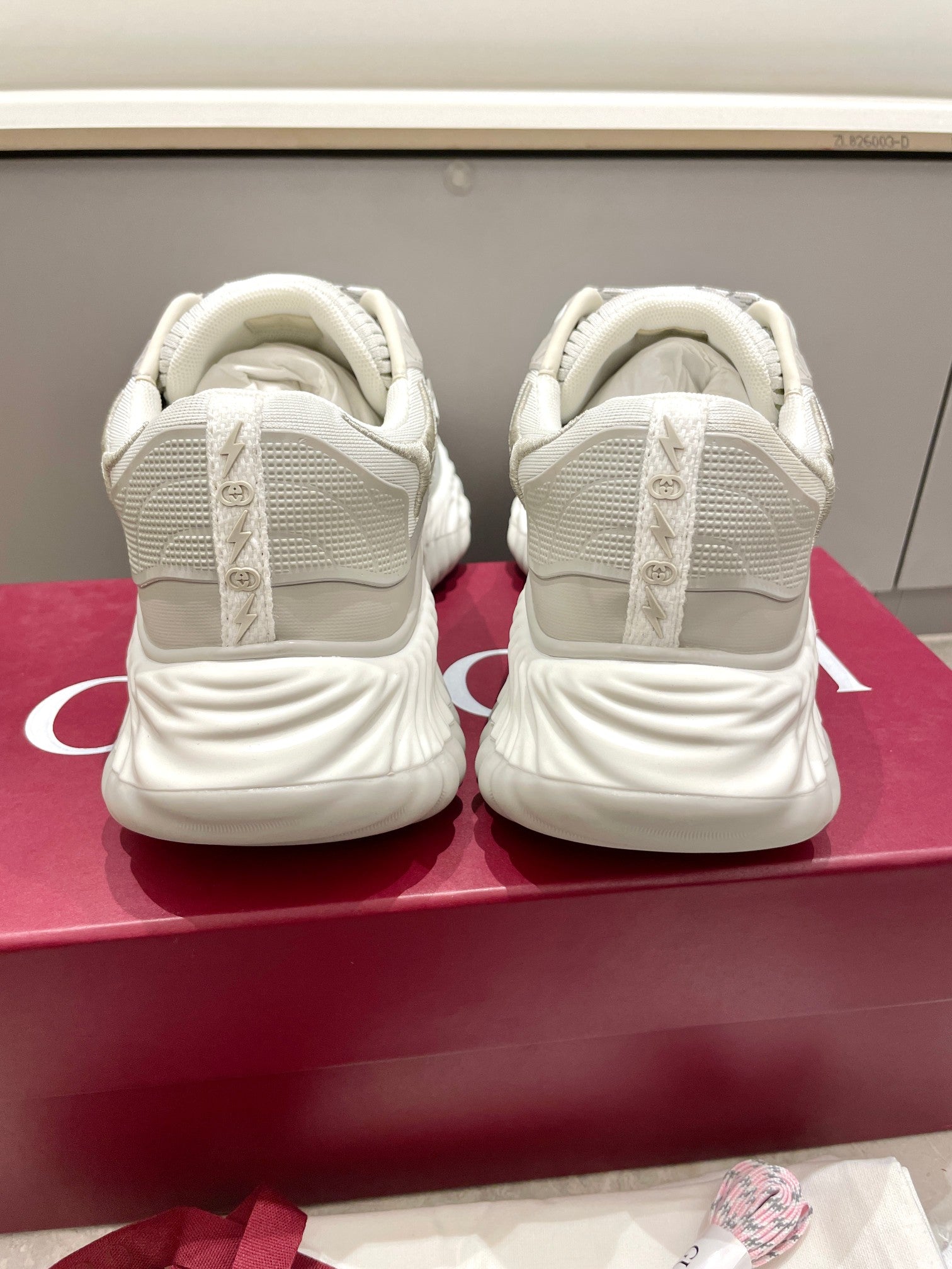 GG 26 Casual Sneakers Light Gray White Mesh Fabric 632856