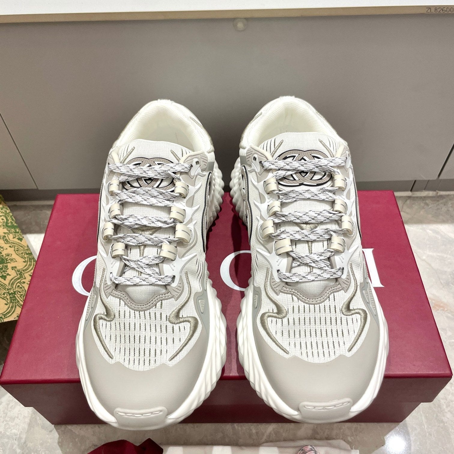 GG 26 Casual Sneakers Light Gray White Mesh Fabric 632856