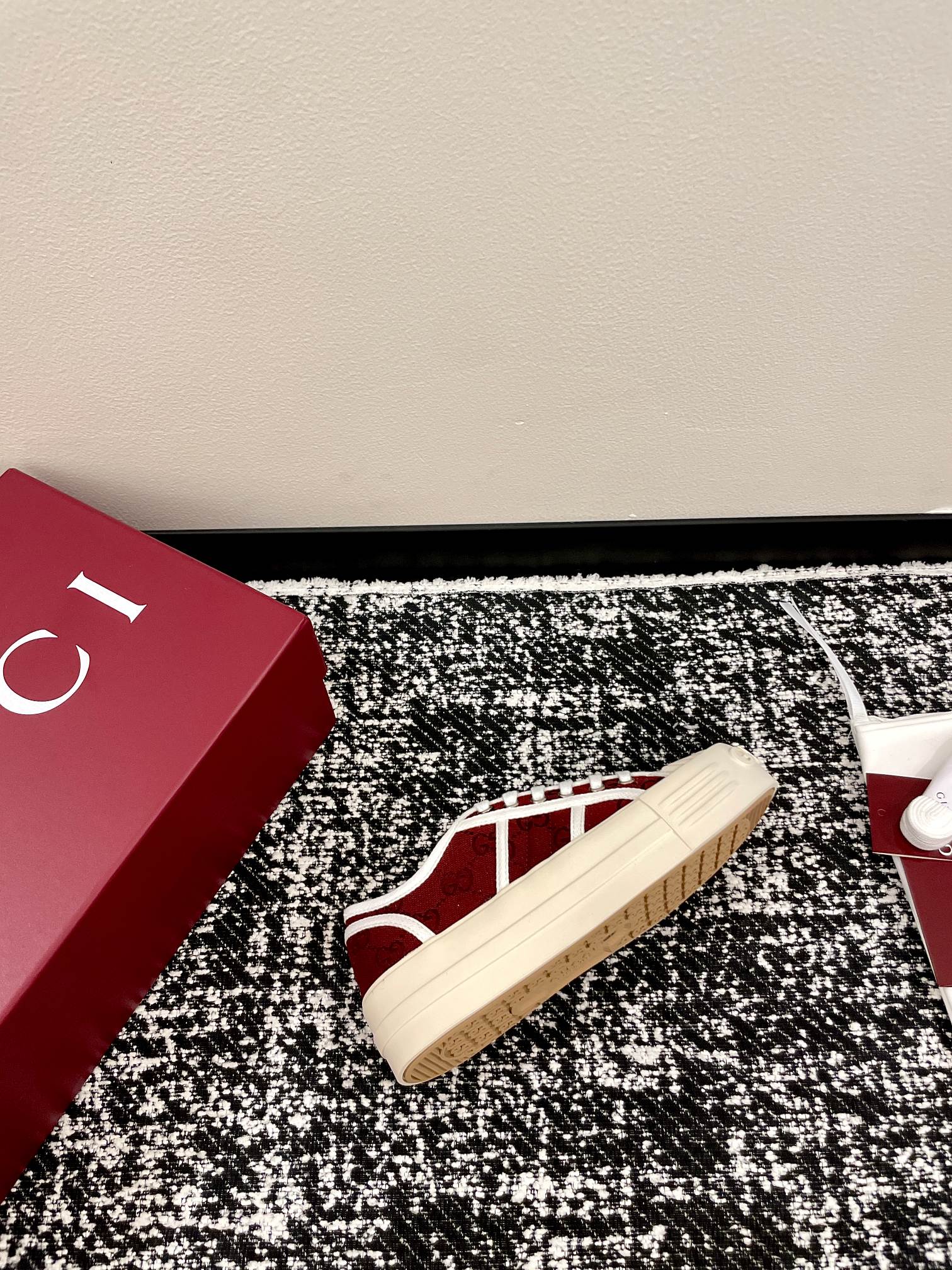 GG 26 Sneaker White Dark Red Canvas Leather 632822