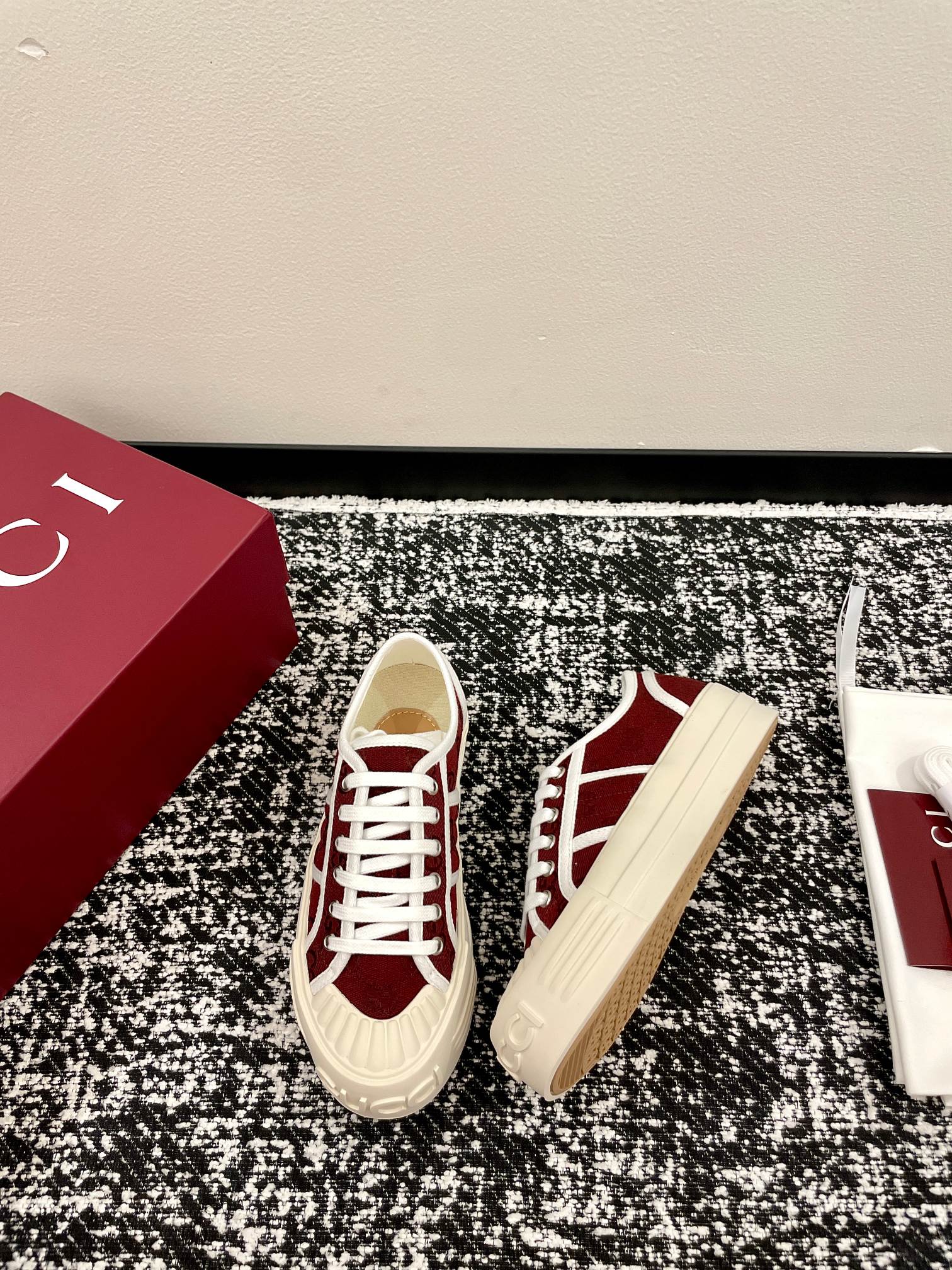 GG 26 Sneaker White Dark Red Canvas Leather 632822