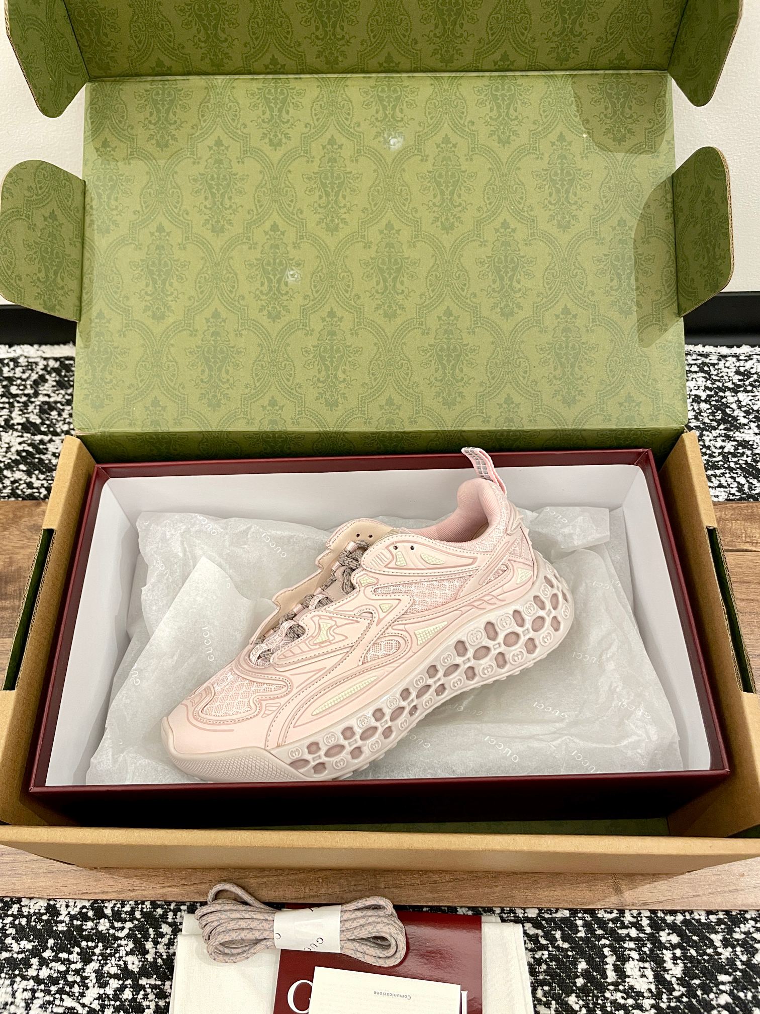 GG 26 Casual Sneakers Light Pink Mesh Cowhide 632866