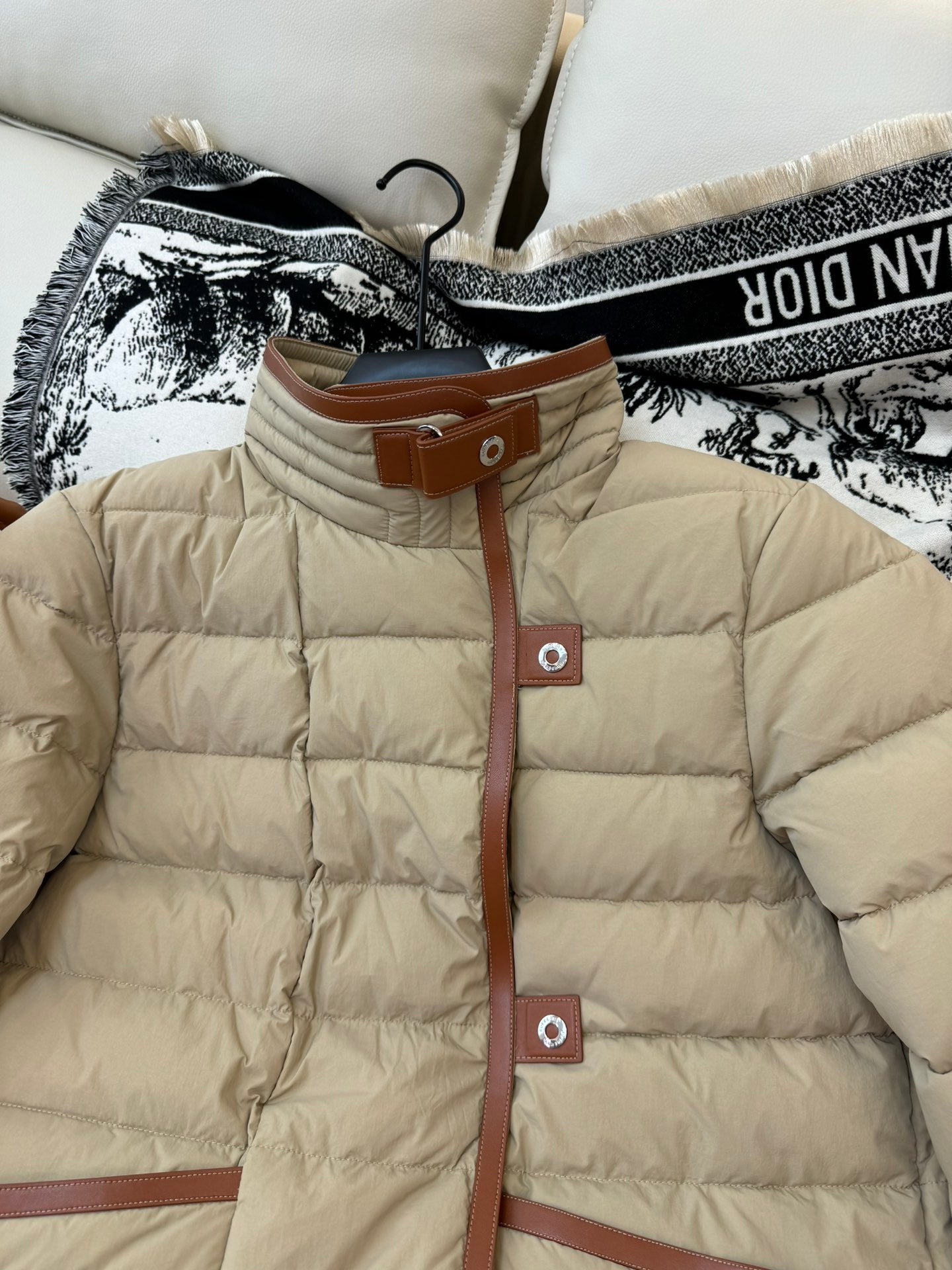 Burberry 25 Jacket Apricot Down Nylon