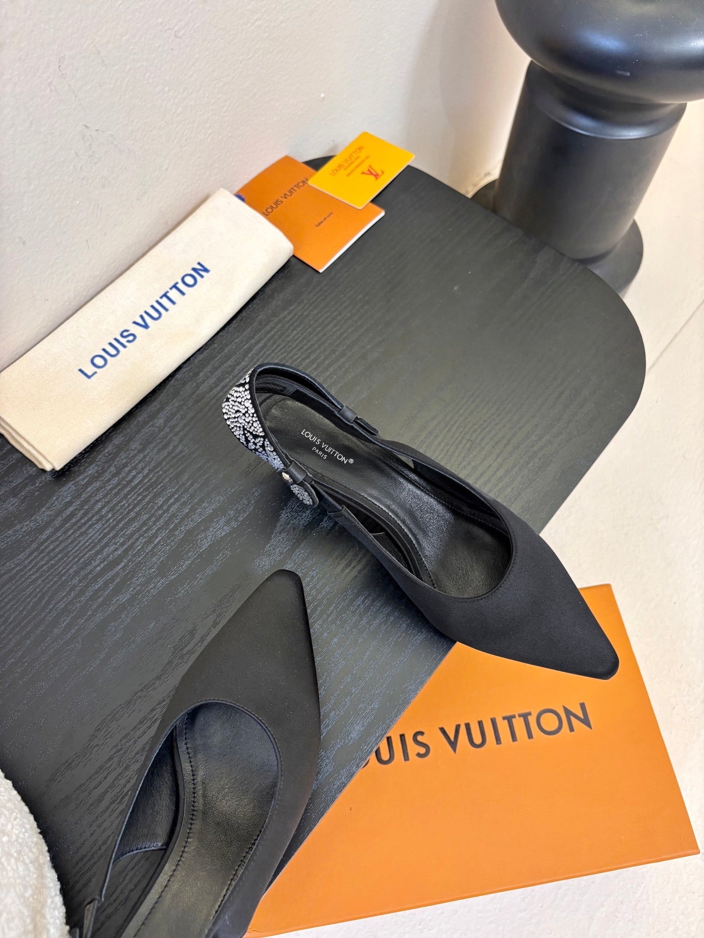 LV 26ss Legacy Slingback 60 Black Silk 627247