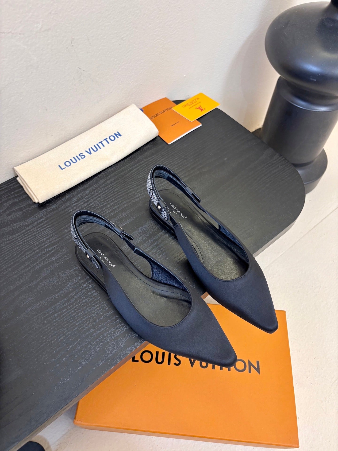 LV 26ss Legacy Slingback Flat Black Silk 627249