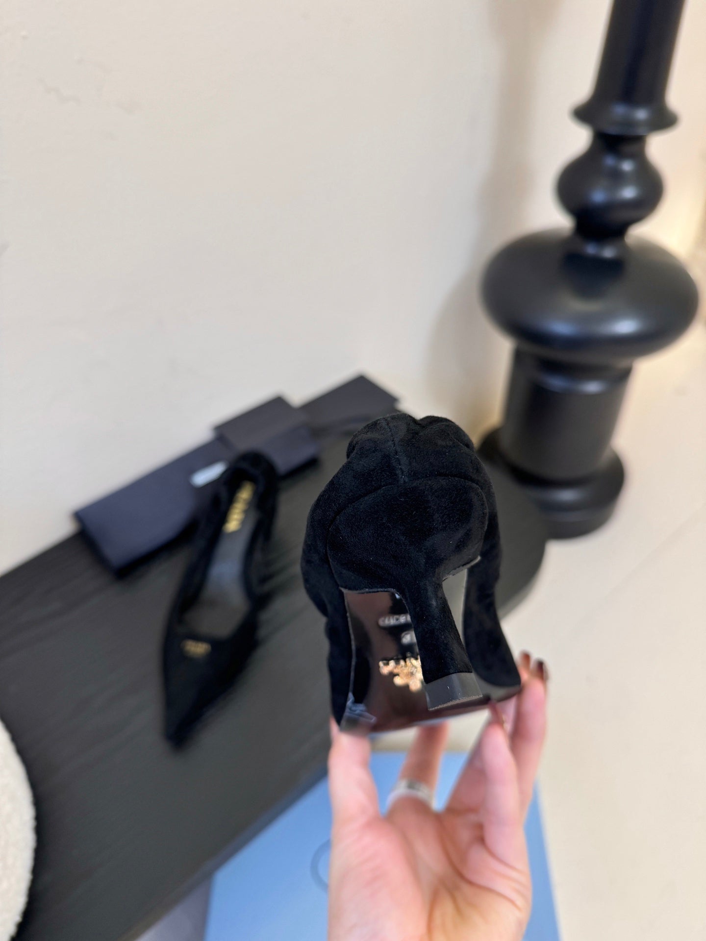 PRA 26S Pointed Toe Low Heels 60 Black Suede 627409