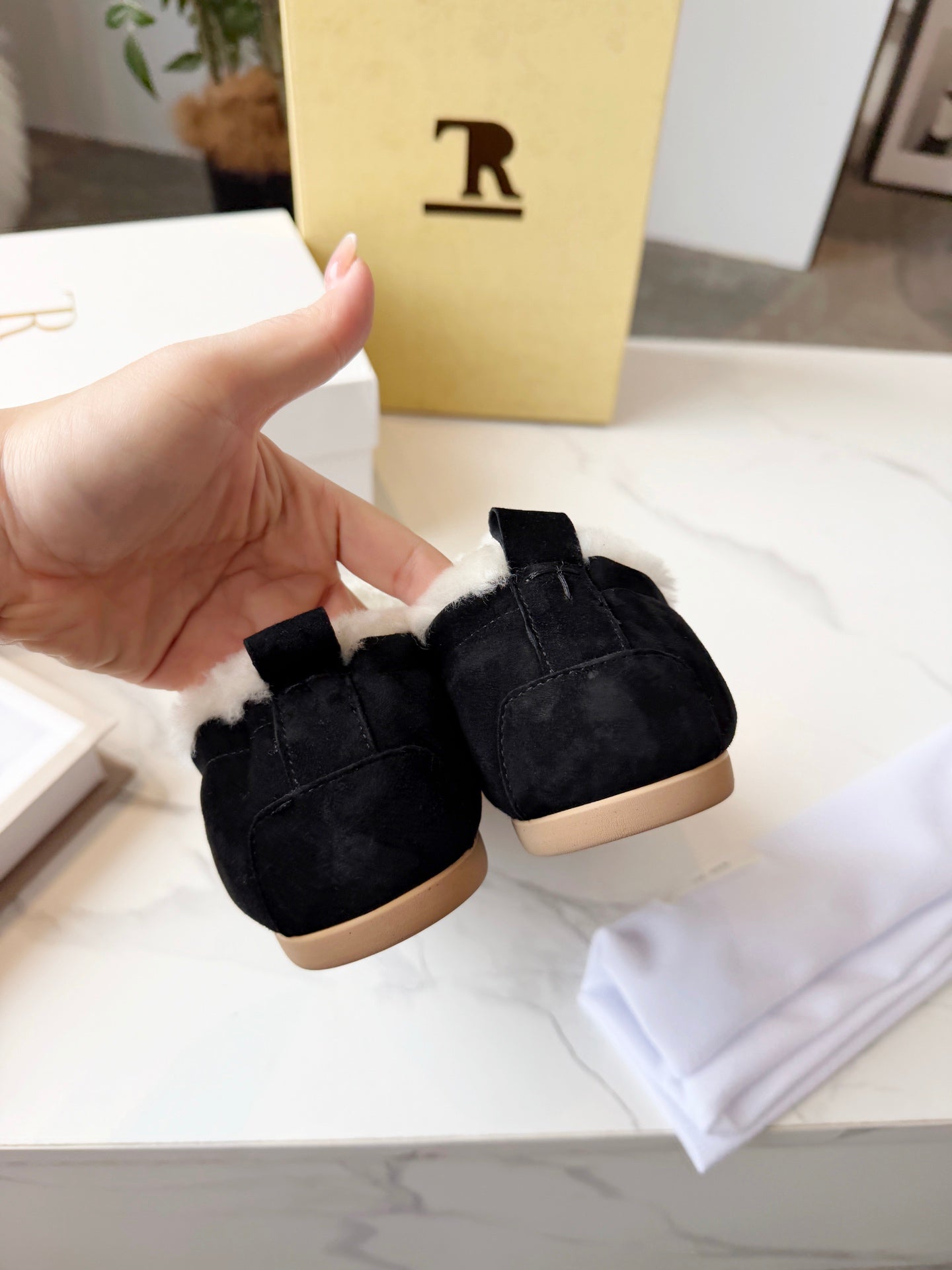 The Row 2025 Loafer Black Suede Wool 576845