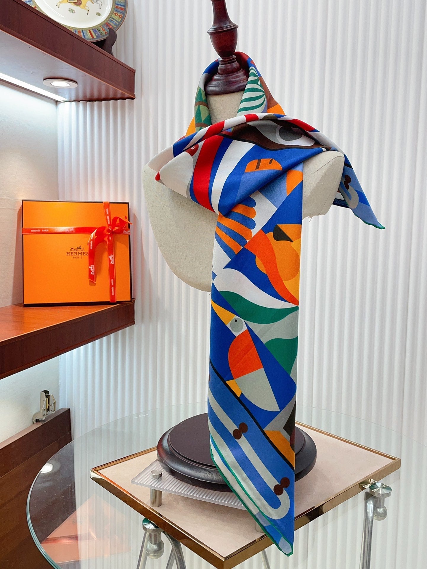 Parade en Fanfare Scarf 90 CM In Colorful Silk Twill 193838