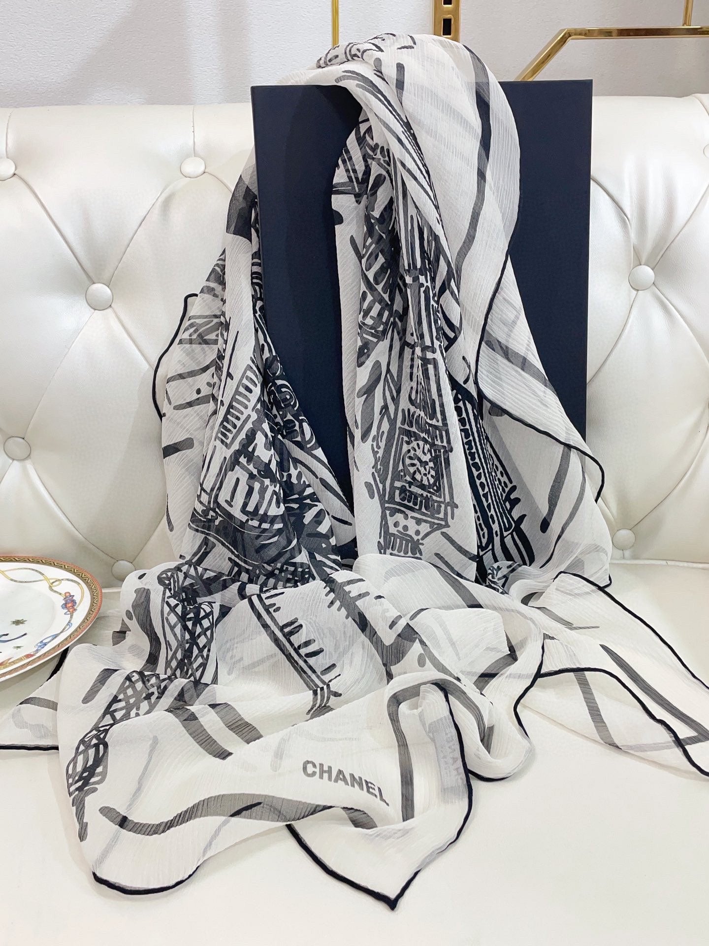 CC Square Scarf 110 CM In White Black Shunyu Georgette Silk 196210