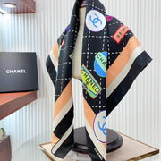CC Square Scarf 90 CM In Colorful Silk Twill 218095
