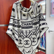 CC Square Scarf 140 CM In White Mix Black Cashmere And Silk 407279